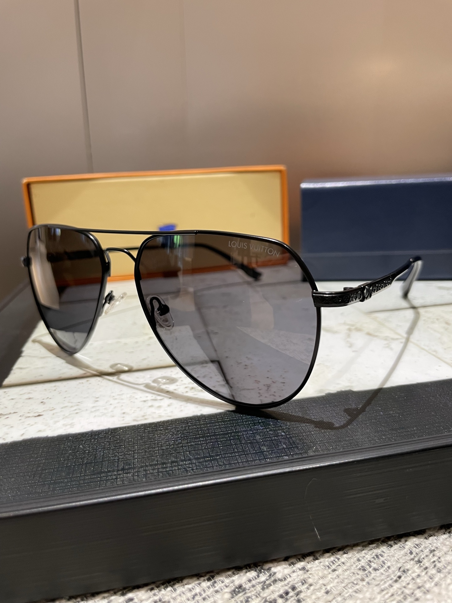 PL家男士墨镜🕶️高清偏光镜片🕶️ 🎉不锈钢镜框 IP真空电镀 有效防汗液腐蚀 大牌风范（6031） 