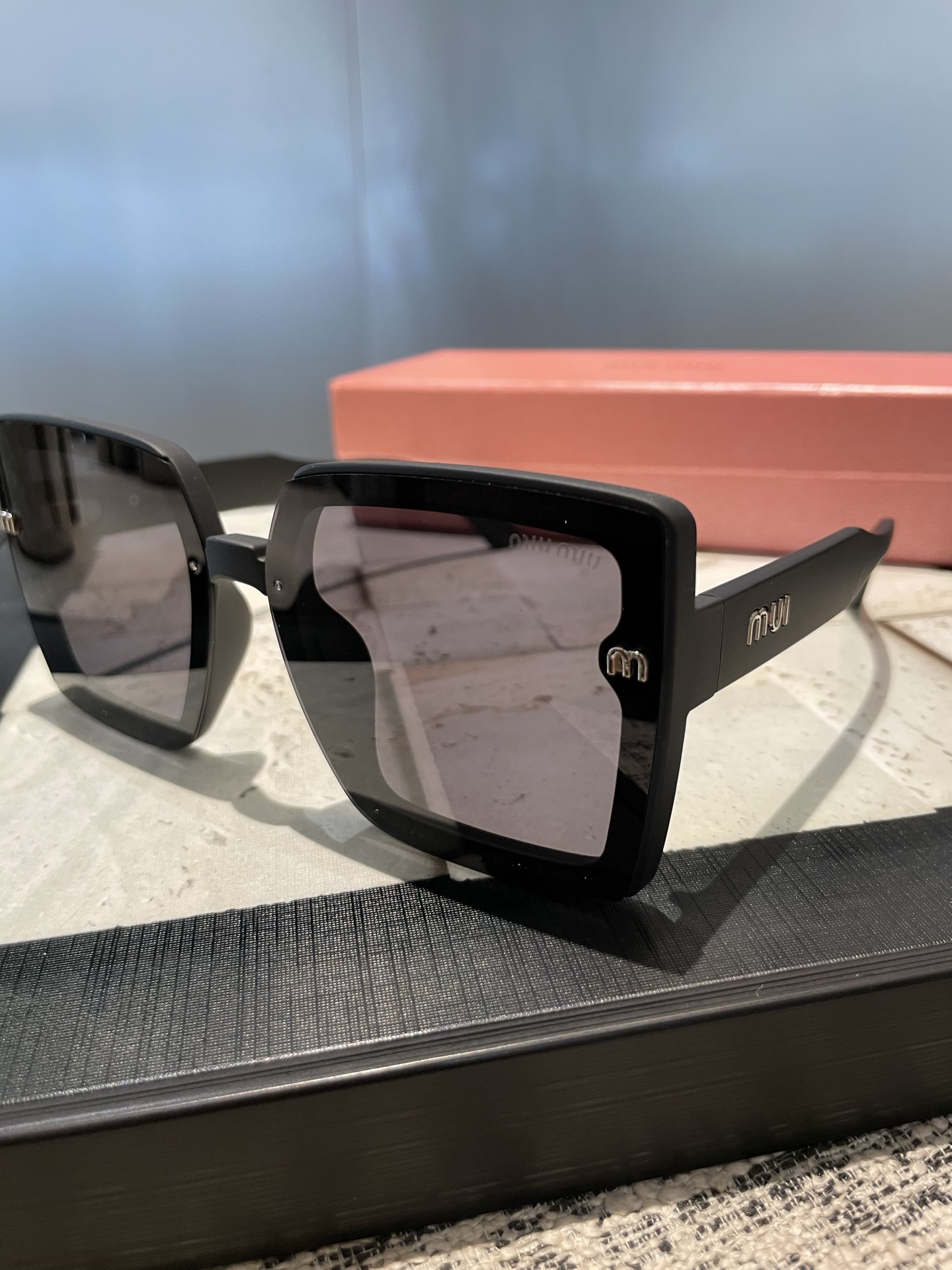 💰105💰2070miumiu家女士偏光墨镜🕶️ 🎉星空款 😈大牌范 😈网红 直播推荐款 💗💗💗6104