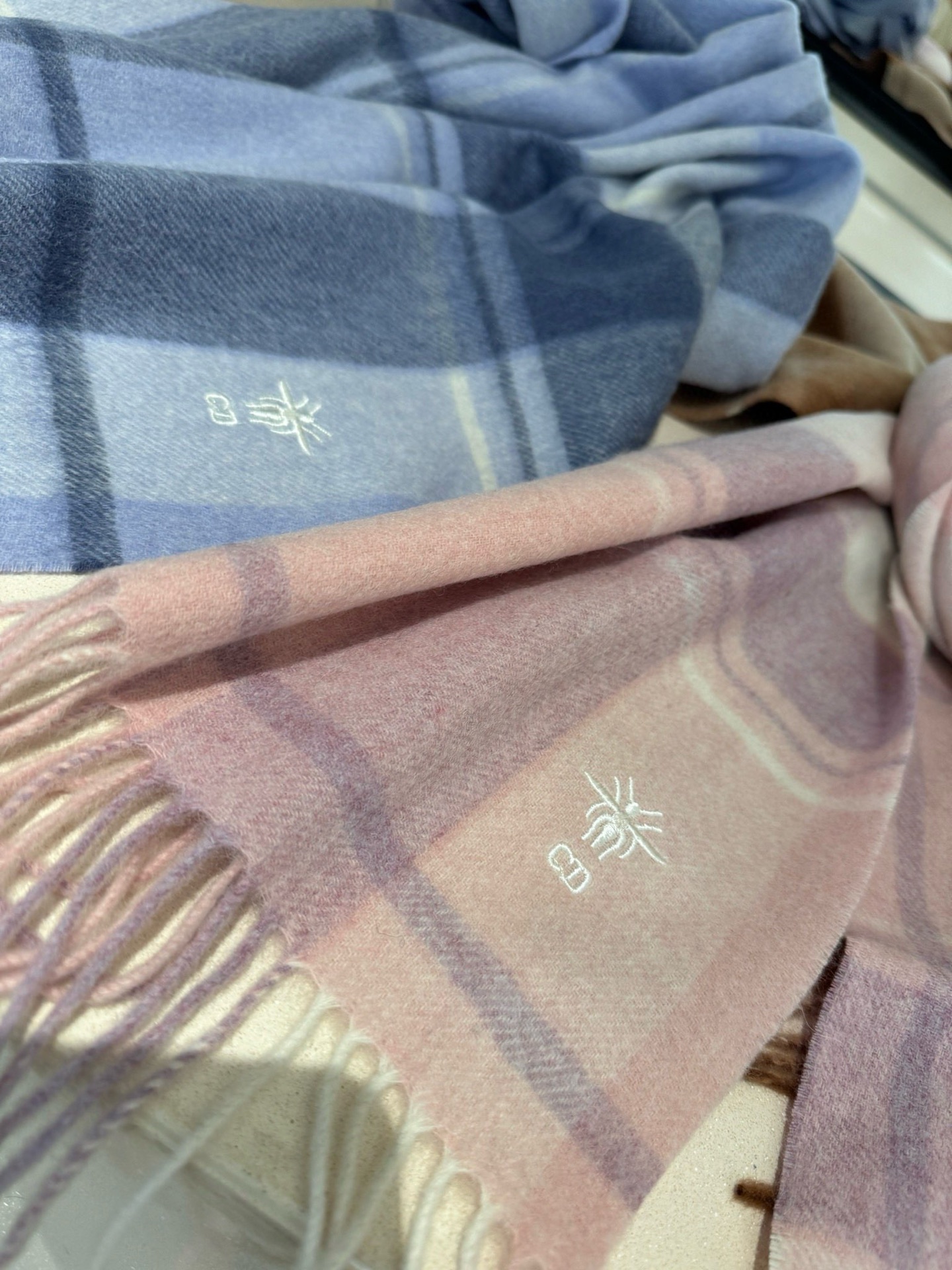  🆕Dior【男女围巾】怒赞自留，难得的高端男款！家属福利！巴宝莉非常正的男士围巾~面料大爱，非常柔软细