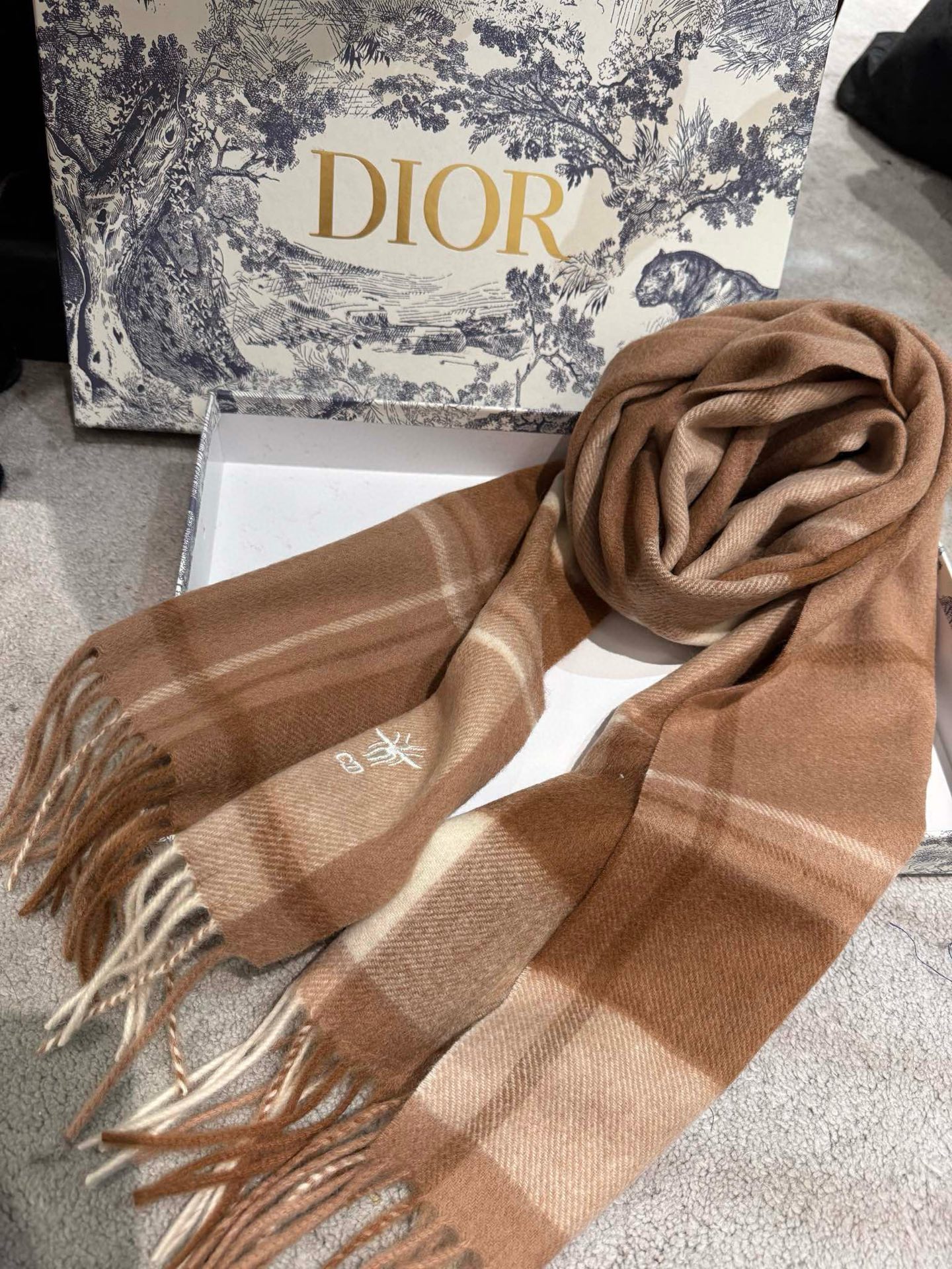  🆕Dior【男女围巾】怒赞自留，难得的高端男款！家属福利！巴宝莉非常正的男士围巾~面料大爱，非常柔软细