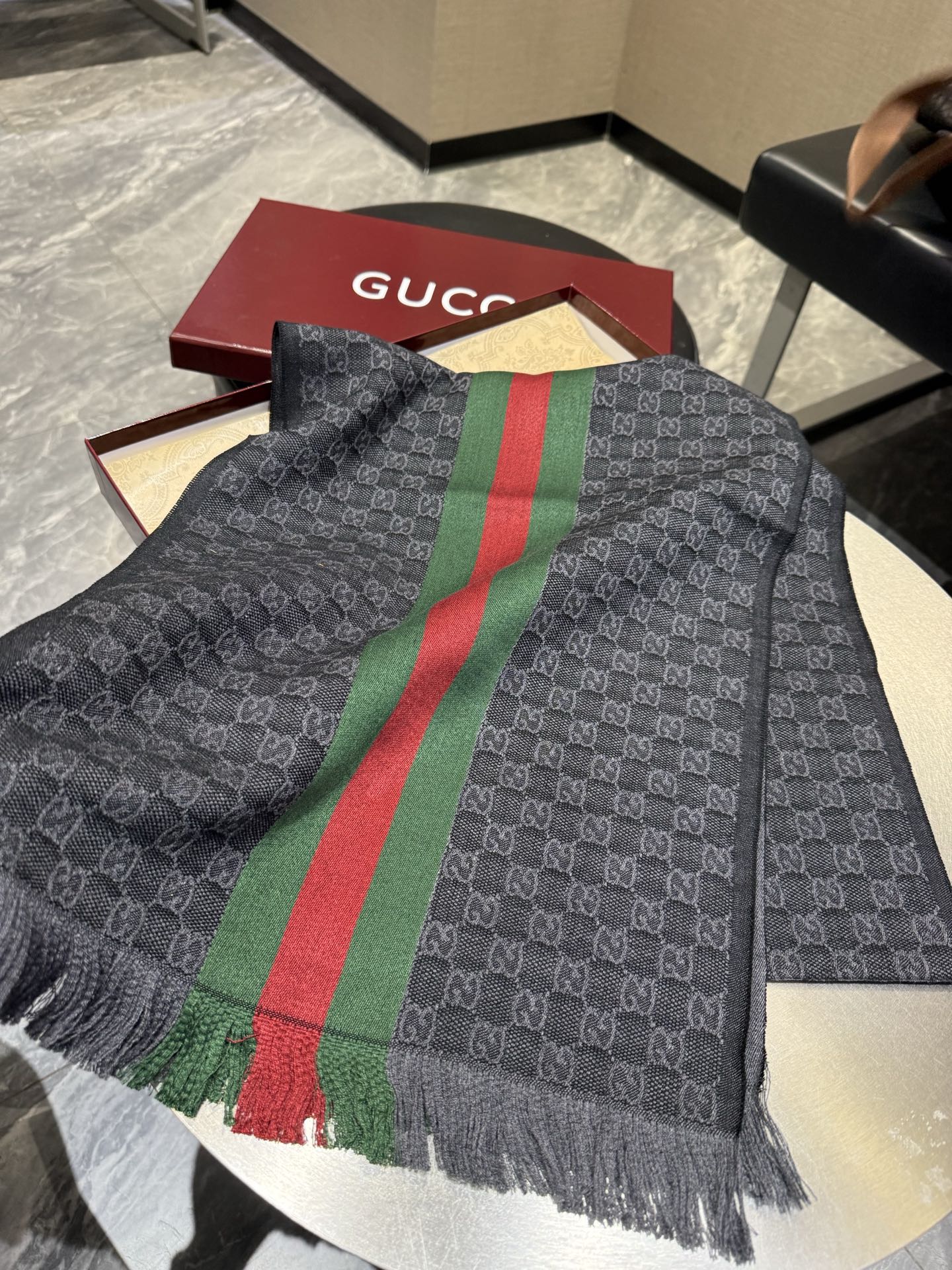 PG家重磅极品贸易公司渠道货‼️重磅家属福利👍少之又少的男款里，这个算流弊的。在G专柜N次见到‼️我们的