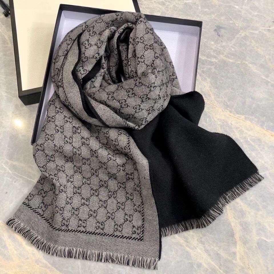 P真正的好货！Gucci双面 原单货，真心推荐的品质 细节控的最爱～从标到边到须…都堪称一绝～～尺寸：3