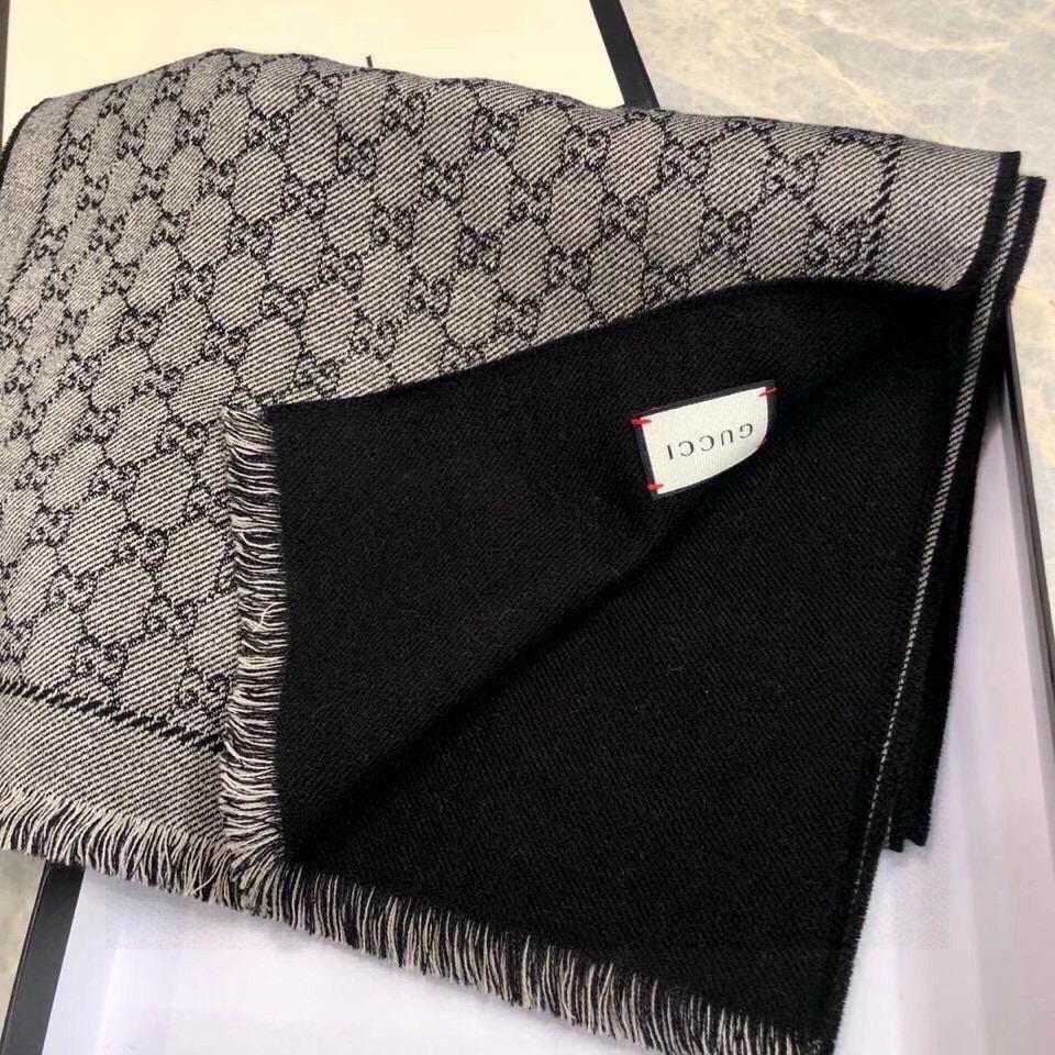 P真正的好货！Gucci双面 原单货，真心推荐的品质 细节控的最爱～从标到边到须…都堪称一绝～～尺寸：3