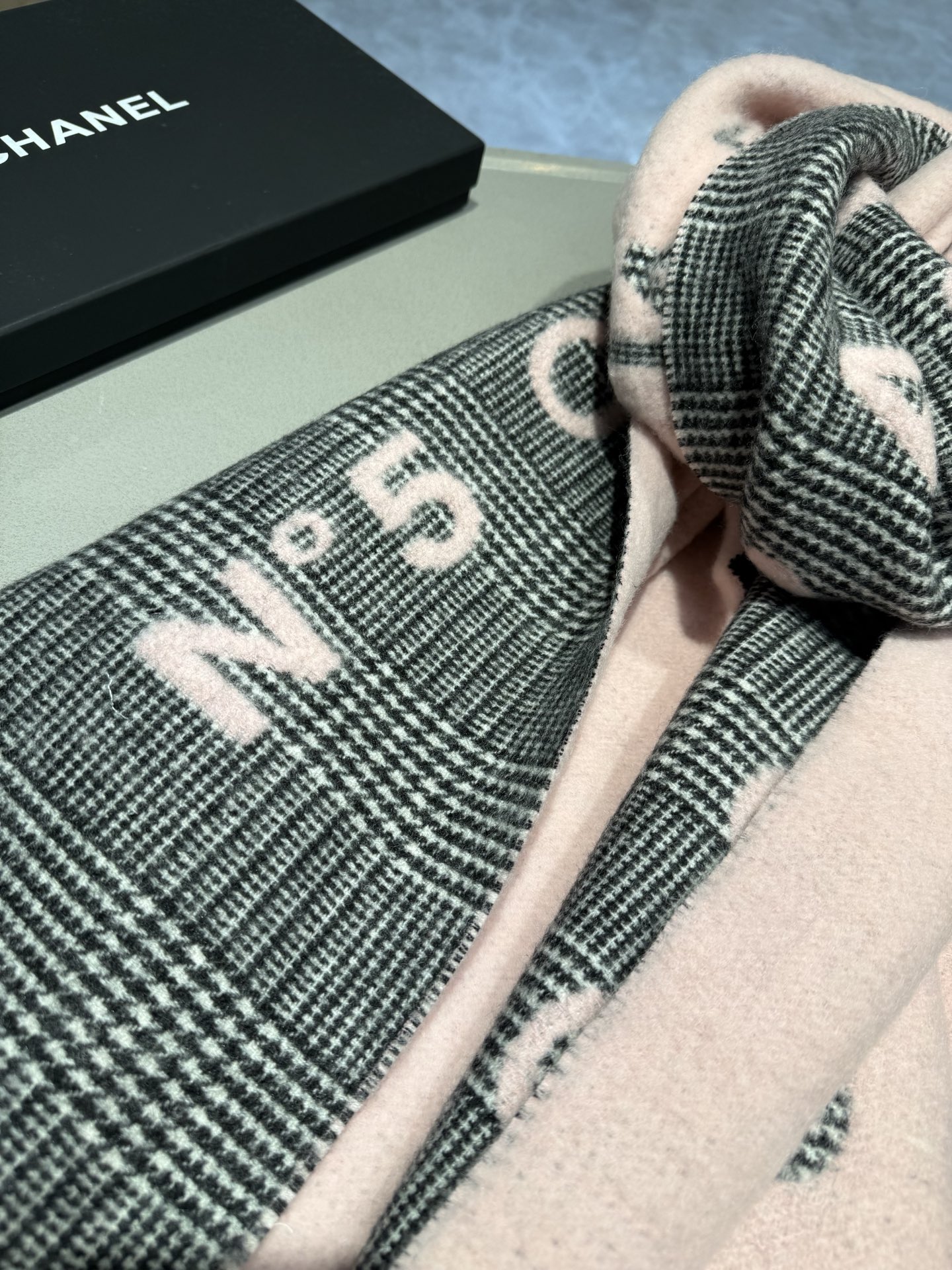 P香奶奶25年新款，25cocoChanel系列，被誉为24年香奶奶最好看的一款，最值得入手的一条，一面