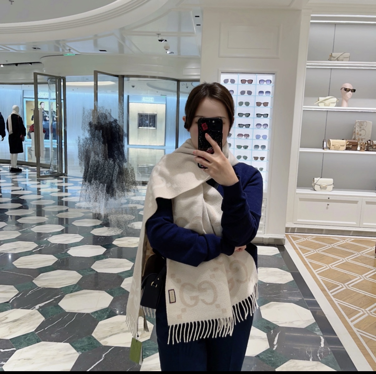 Gucci最新款 新色👍稀有品质😵😵太好看了❤️Gucci最新ZG同步款‼️图案真的超级好看啊~就喜欢这