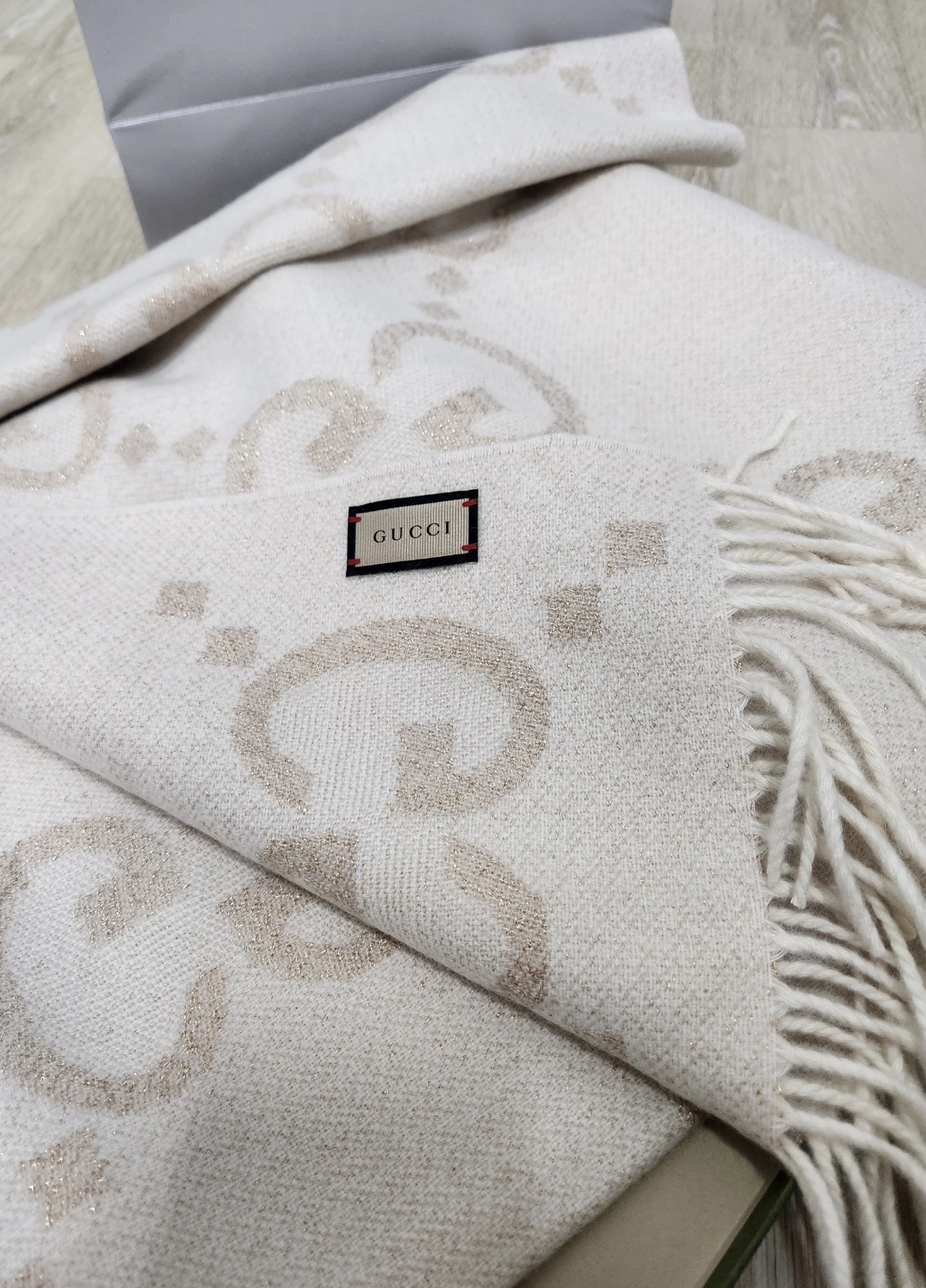 Gucci最新款 新色👍稀有品质😵😵太好看了❤️Gucci最新ZG同步款‼️图案真的超级好看啊~就喜欢这