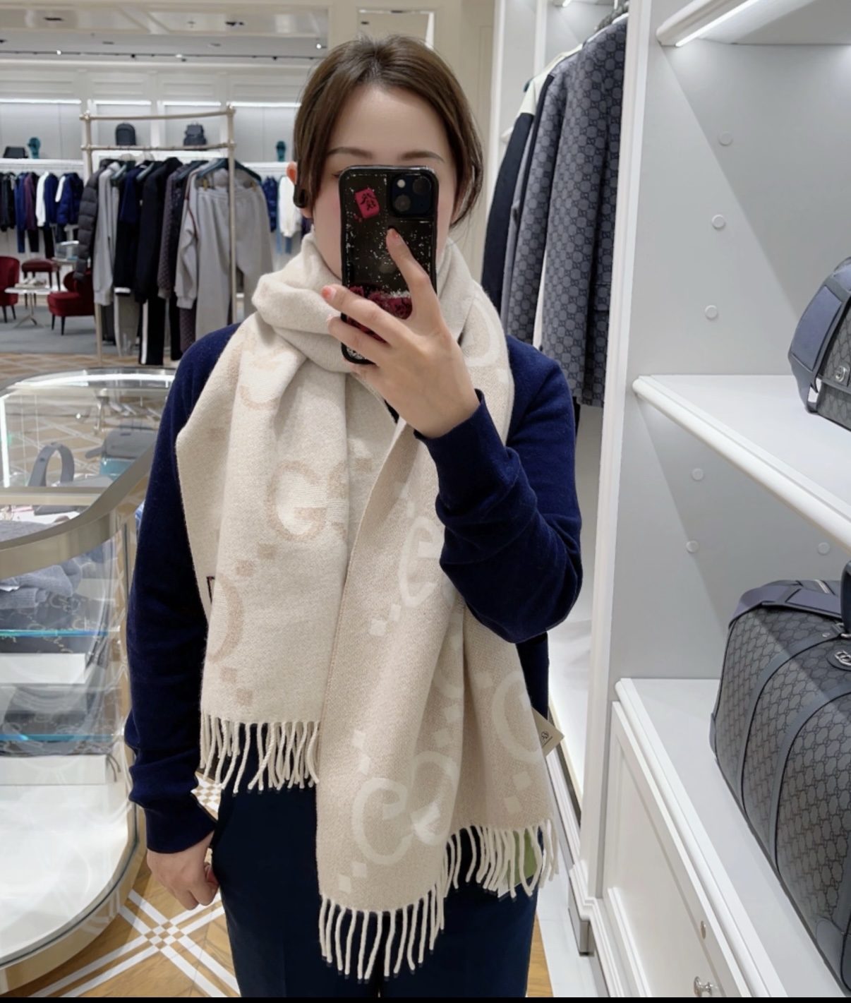 Gucci最新款 新色👍稀有品质😵😵太好看了❤️Gucci最新ZG同步款‼️图案真的超级好看啊~就喜欢这