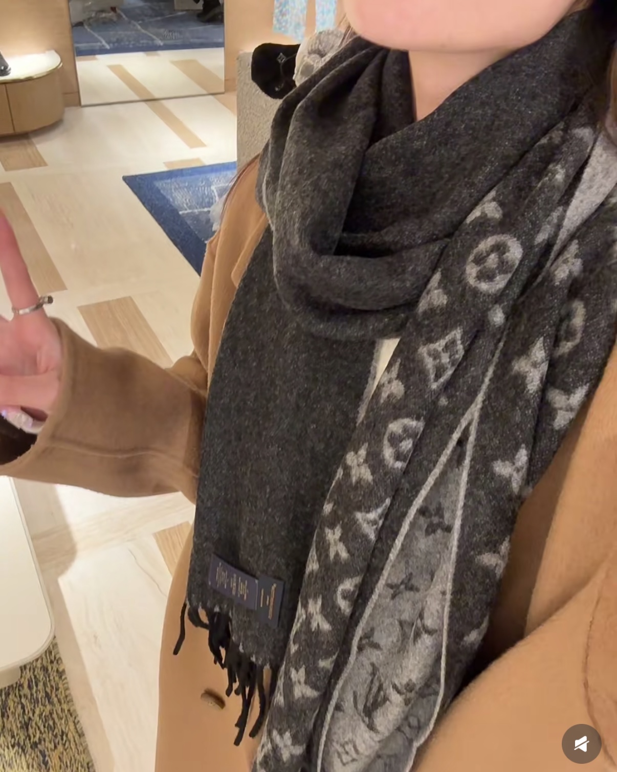 。男士 有小水波～手感也是超级好…👔👔真心赞‼️【LV渐变图案】lv渐变提花经典设计完美，若隐若现的lv