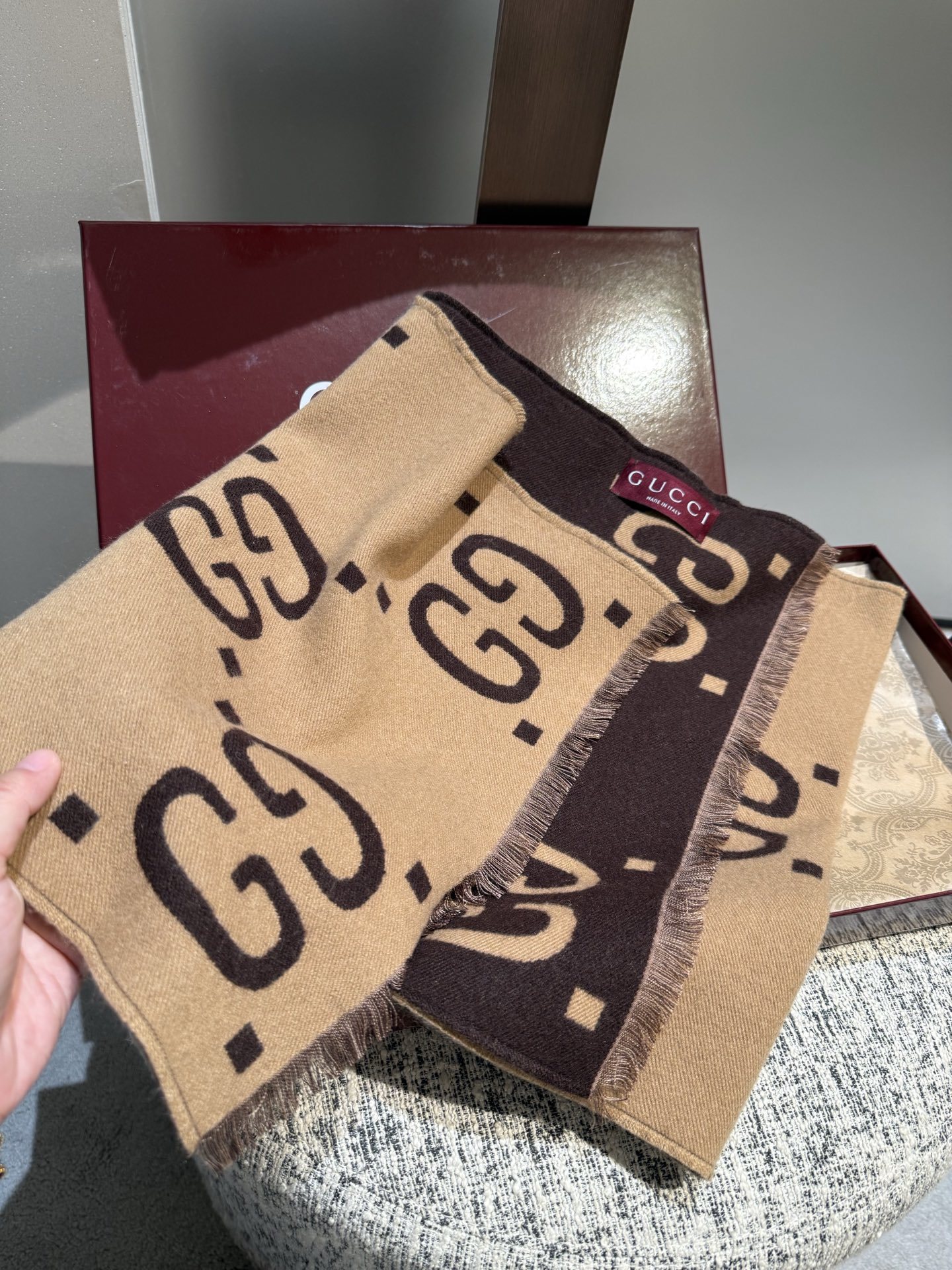 P原质量,产品升级👍👍火爆断货王系列💖😘全网最火的围巾!!火到全球Gucci专柜断货!!我们的终于来了!