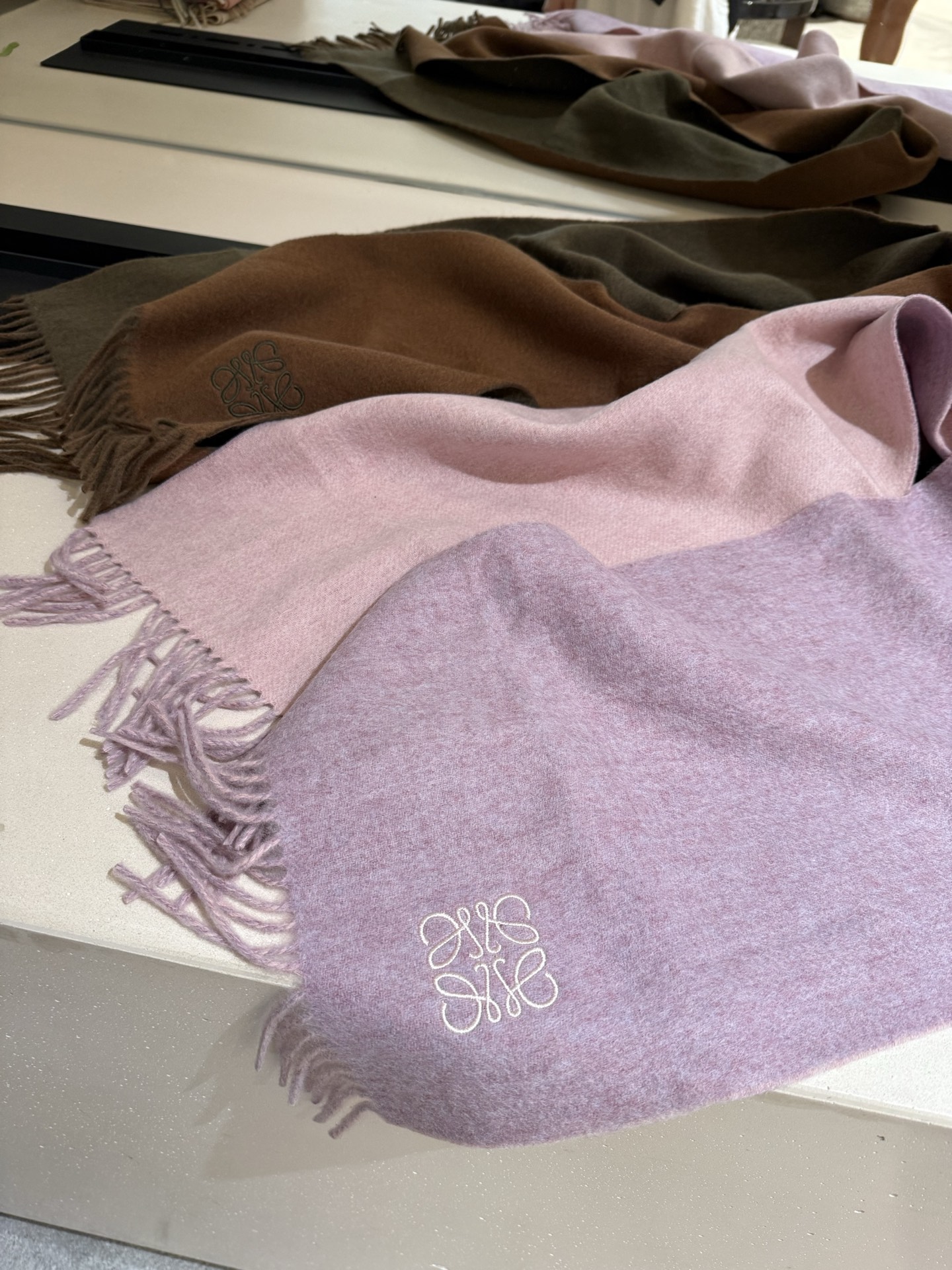 P罗意威🏖️【男女围巾】怒赞自留，难得的高端男款！家属福利！巴宝莉非常正的男士围巾~面料大爱，非常柔软细