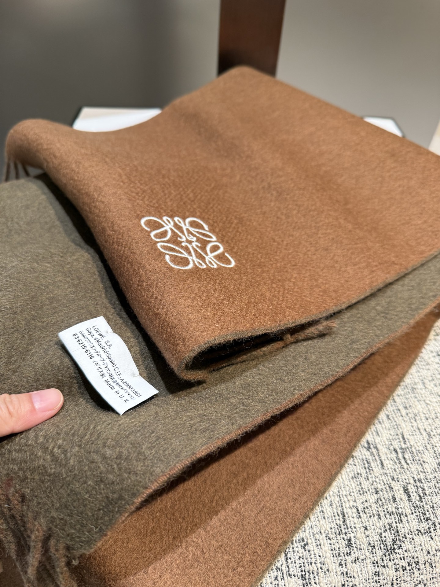 P罗意威🏖️【男女围巾】怒赞自留，难得的高端男款！家属福利！巴宝莉非常正的男士围巾~面料大爱，非常柔软细