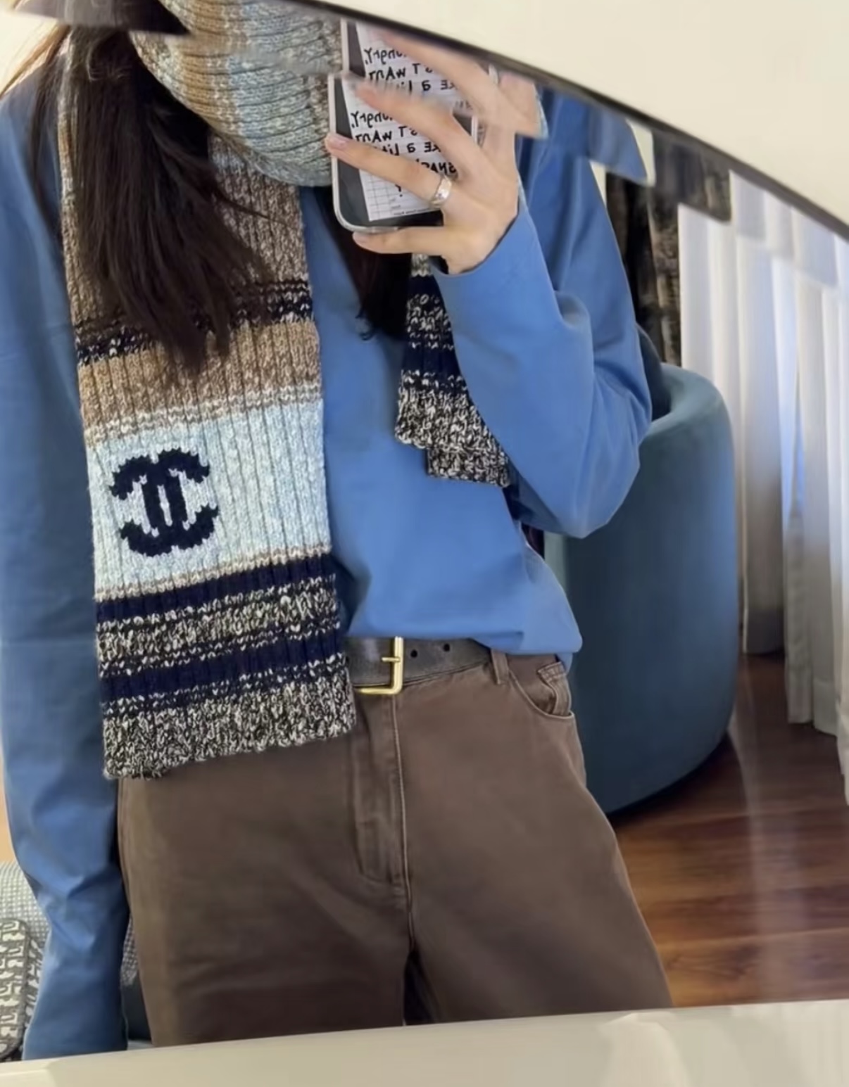 P王炸🔥 CHANEL 25B针织羊绒围巾，经典双C标志，米白配黑边、黑配粉边，深灰配米灰，配色高级又时