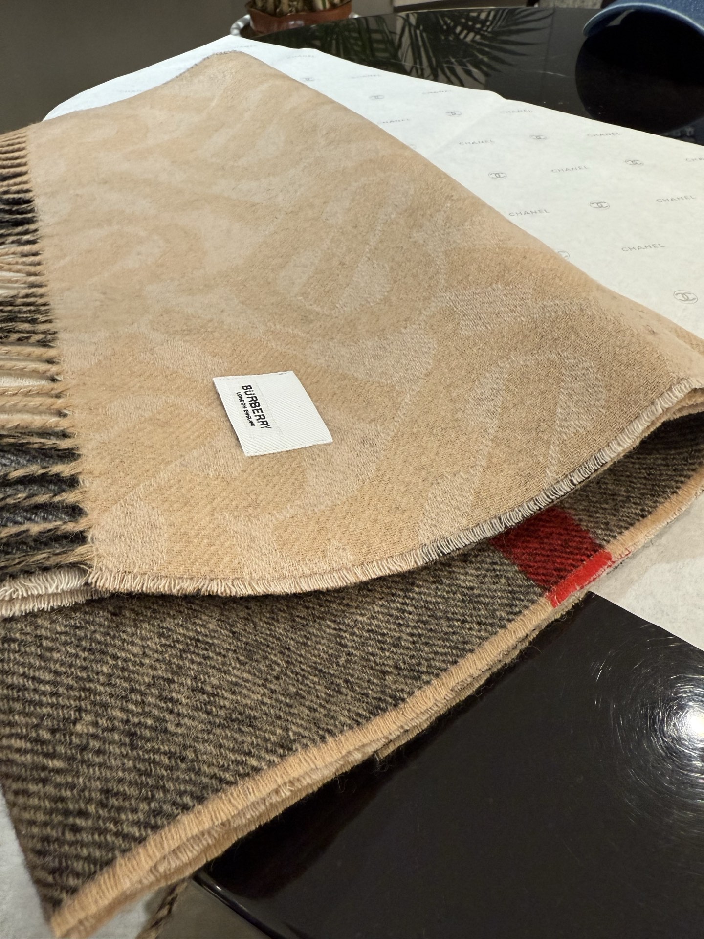 PTB 双面格子 B家最新款，全部采的原样回来做的，👍👍不论颜色🔝，原料 ，🔝手感 ，🔝标都做到了一致🏆