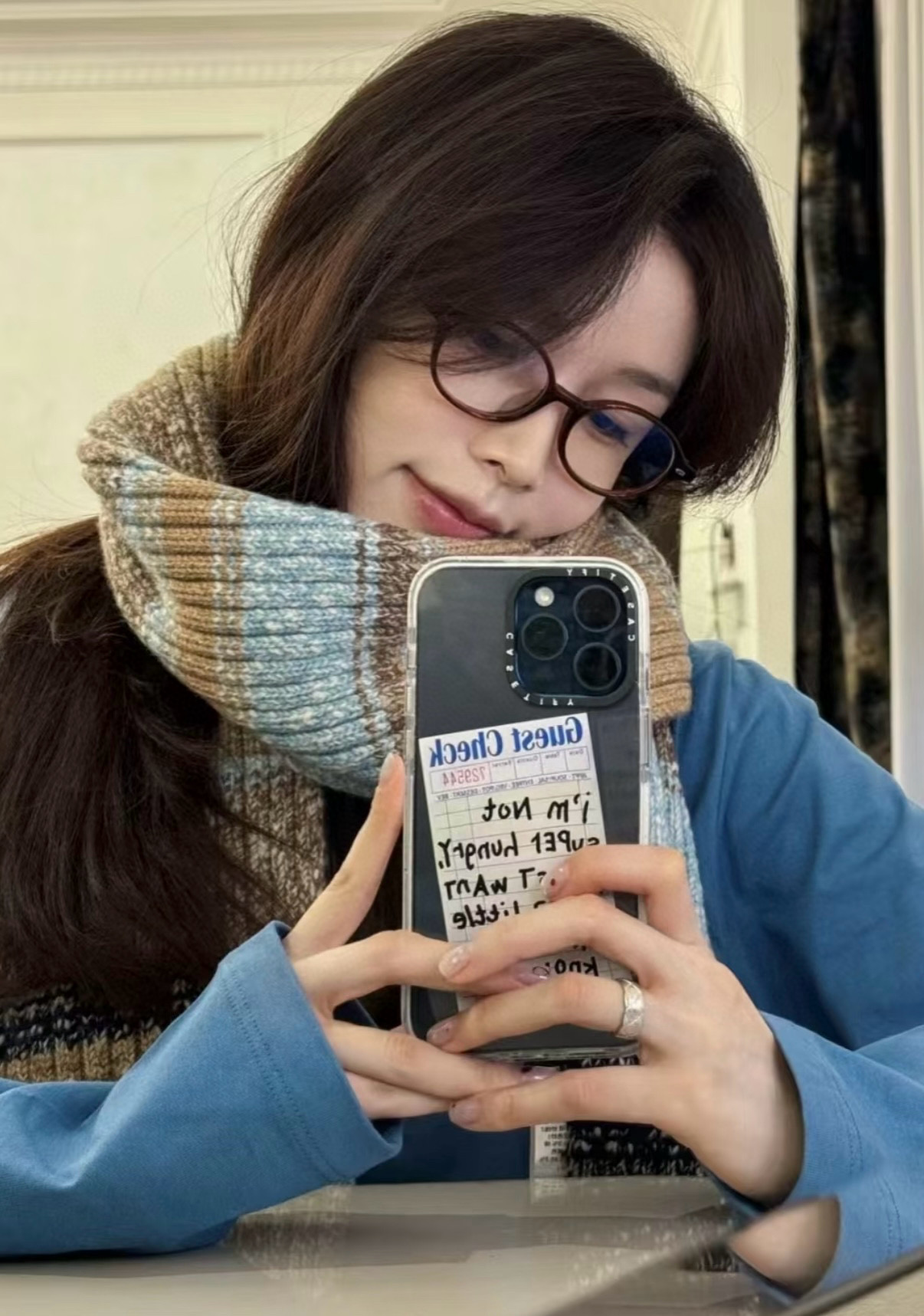 P王炸🔥 CHANEL 25B针织羊绒围巾，经典双C标志，米白配黑边、黑配粉边，深灰配米灰，配色高级又时