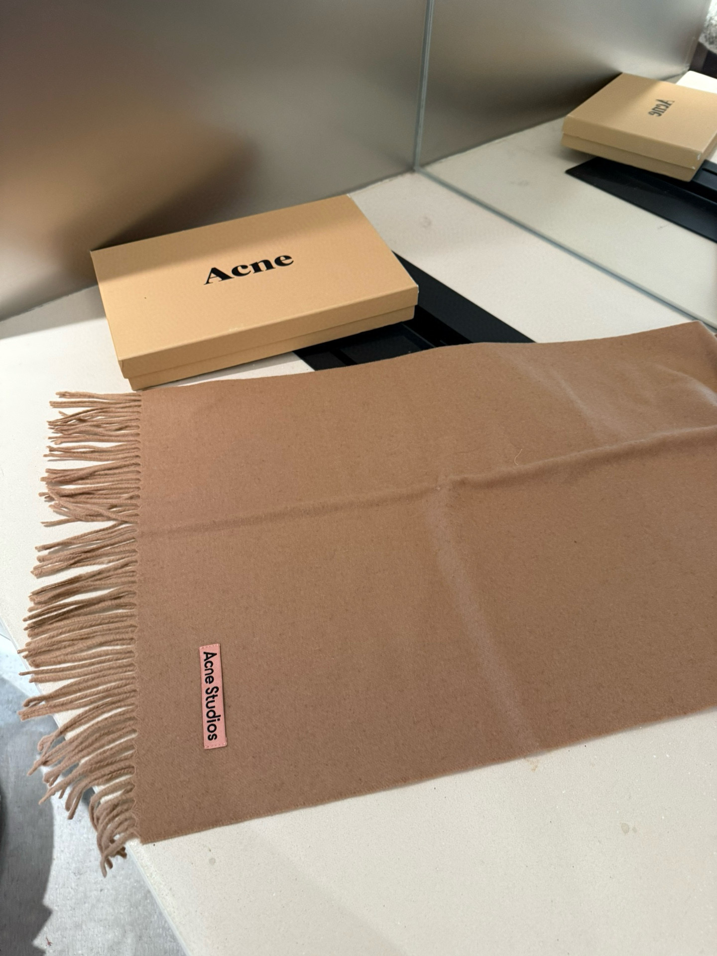 P❗️我只能说不是所有的纯色围巾都叫Acne‼️瑞典Acne Studios Apolo幼羊羔毛重磅纯色