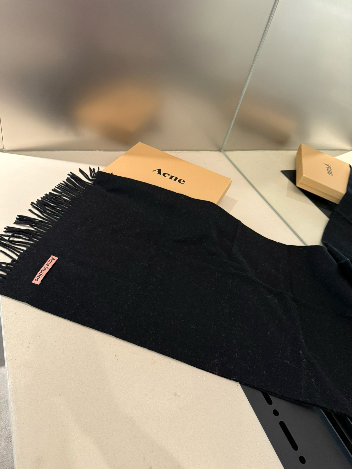 P❗️我只能说不是所有的纯色围巾都叫Acne‼️瑞典Acne Studios Apolo幼羊羔毛重磅纯色