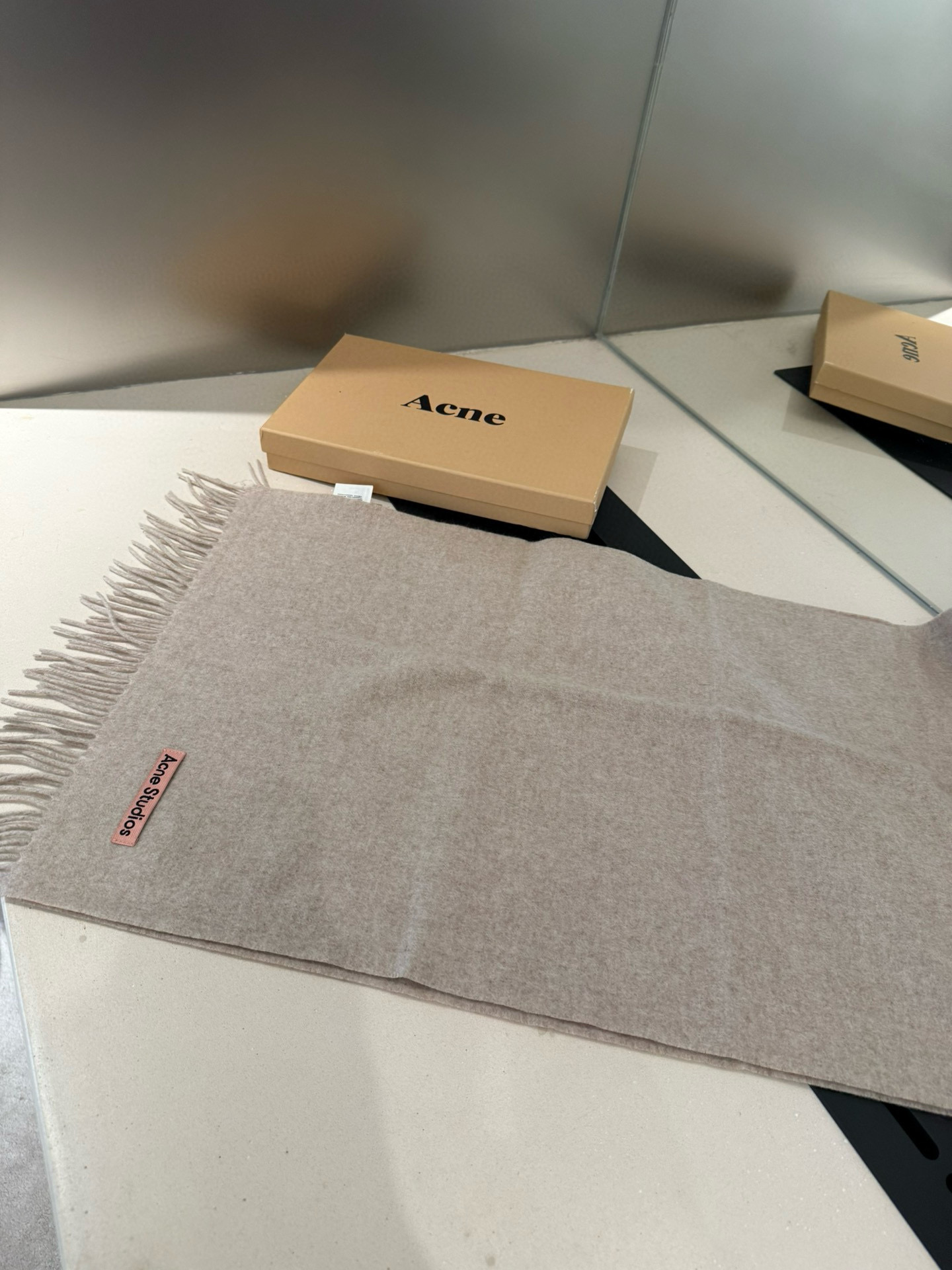 P❗️我只能说不是所有的纯色围巾都叫Acne‼️瑞典Acne Studios Apolo幼羊羔毛重磅纯色