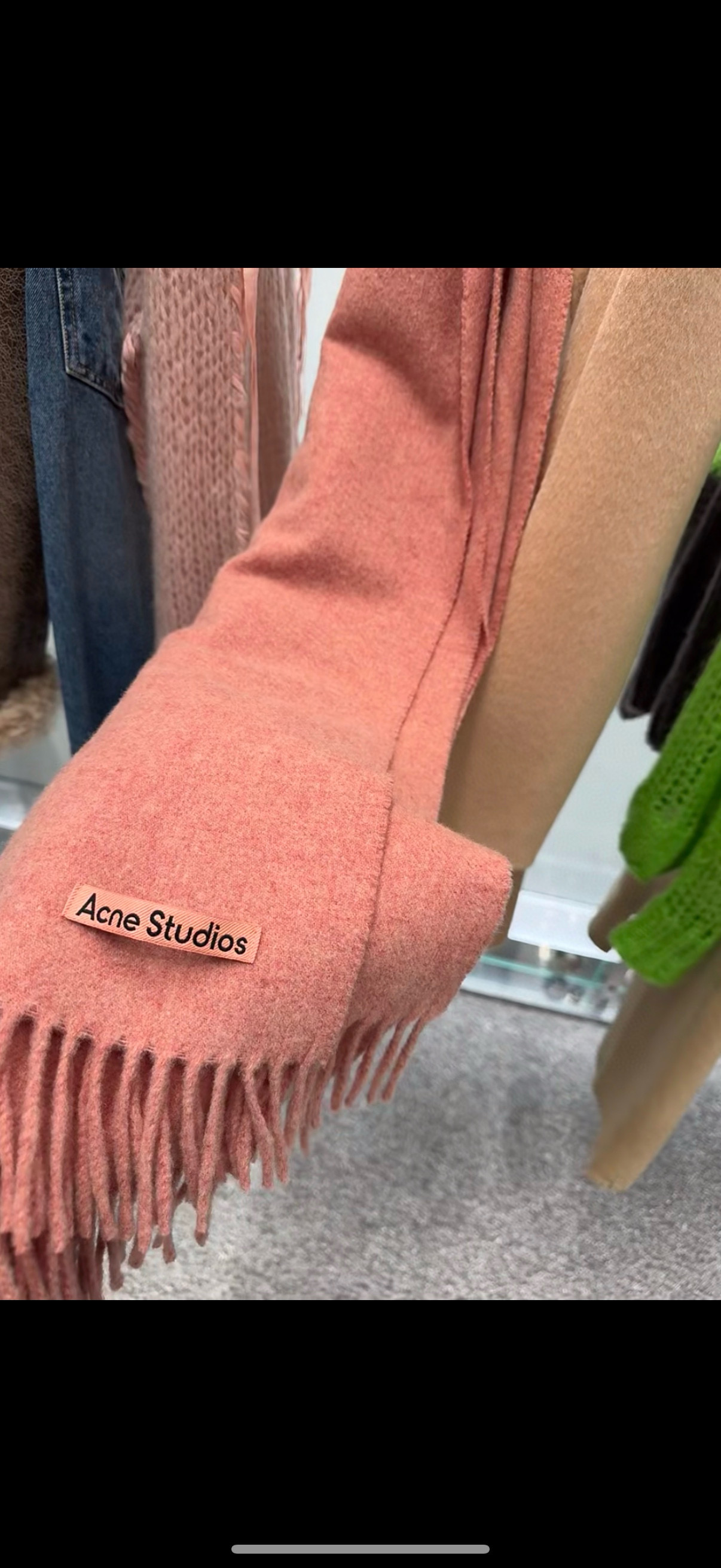 P❗️我只能说不是所有的纯色围巾都叫Acne‼️瑞典Acne Studios Apolo幼羊羔毛重磅纯色