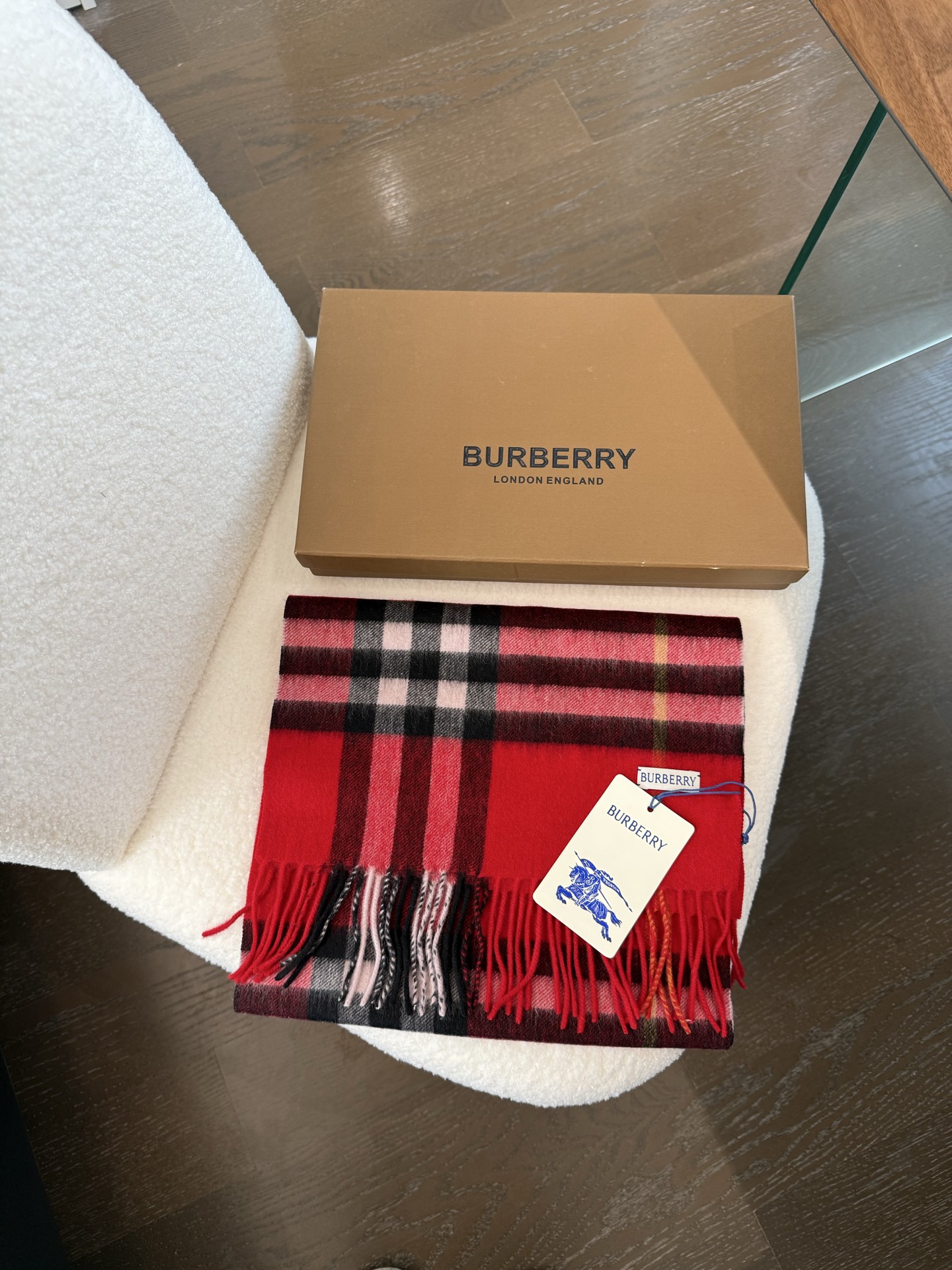 Burberry 对版新标蓝线王牌口碑burberry 羊绒格子围巾‼ 最新品相 目前 都换上了新标 中的