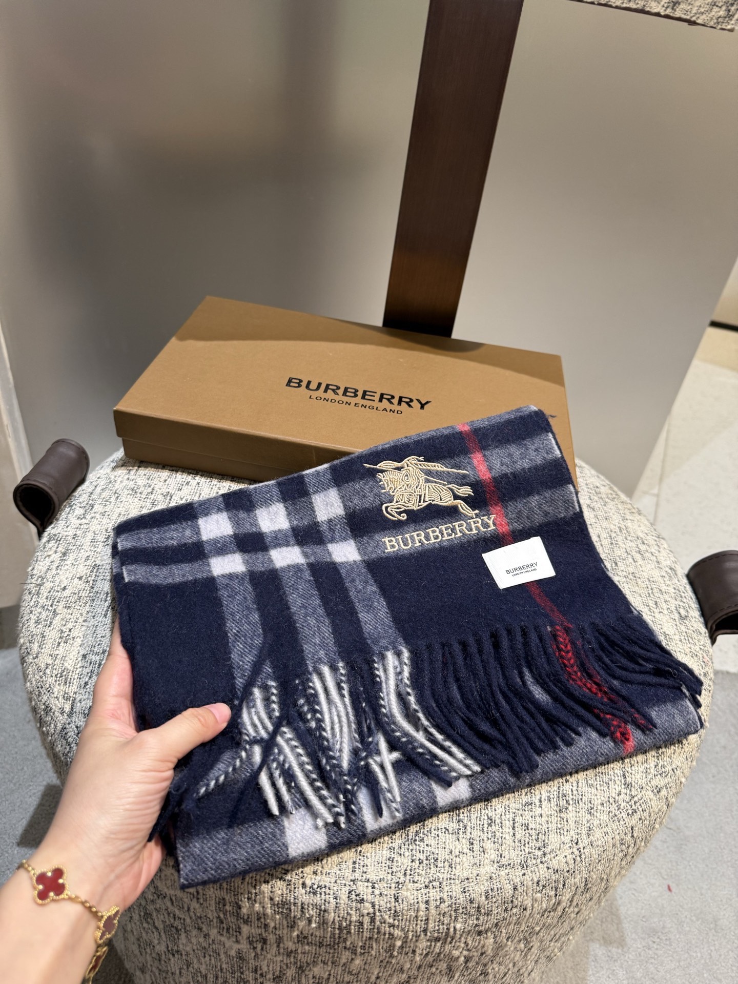 Burberry 新款 有品百搭的款 绝对质量好到爆的超值 最新出口 关键这类的非常百搭