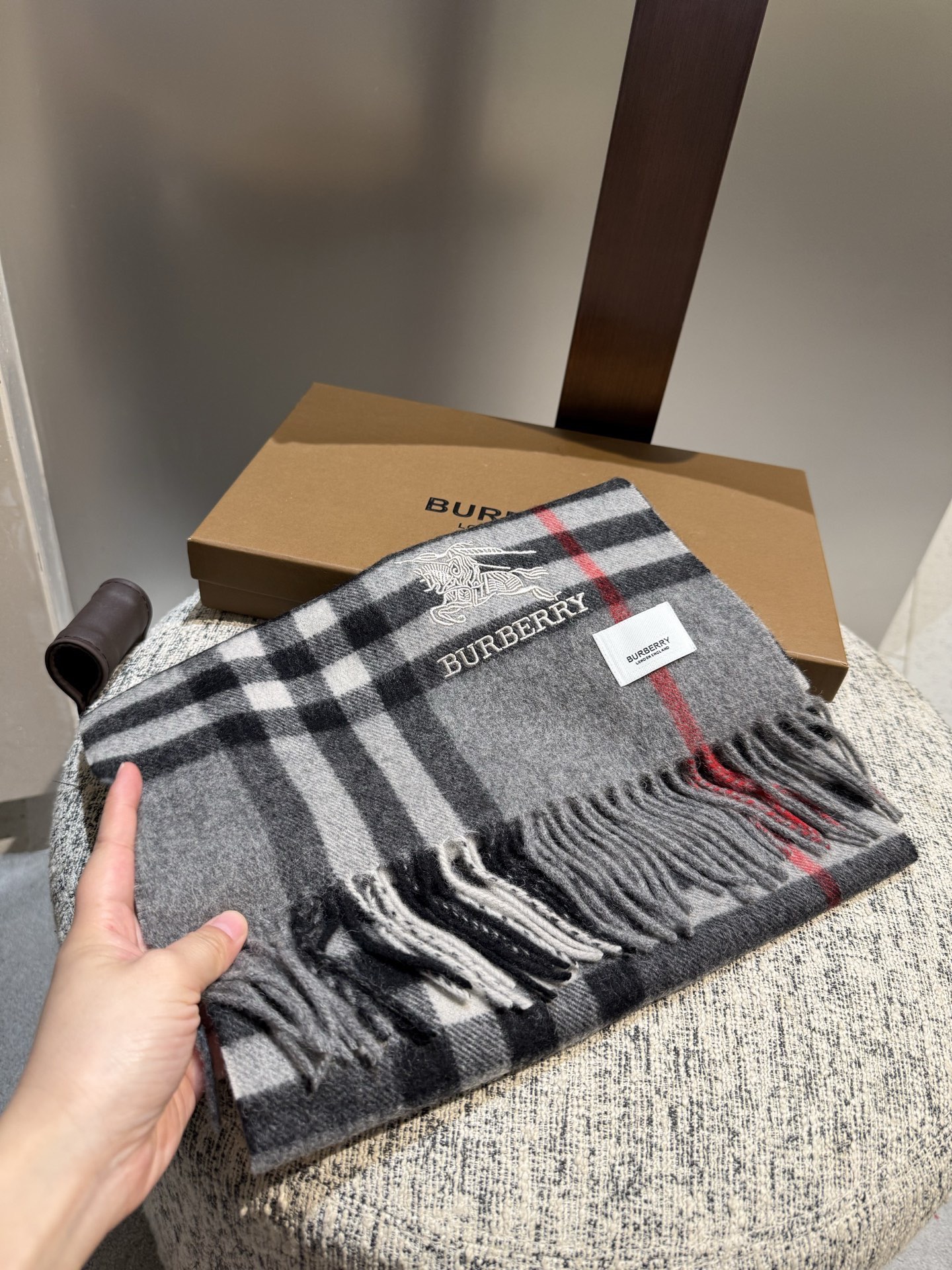 Burberry 新款 有品百搭的款 绝对质量好到爆的超值 最新出口 关键这类的非常百搭