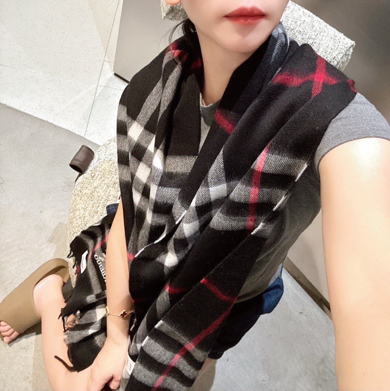 Burberry 新款 有品百搭的款 绝对质量好到爆的超值 最新出口 关键这类的非常百搭