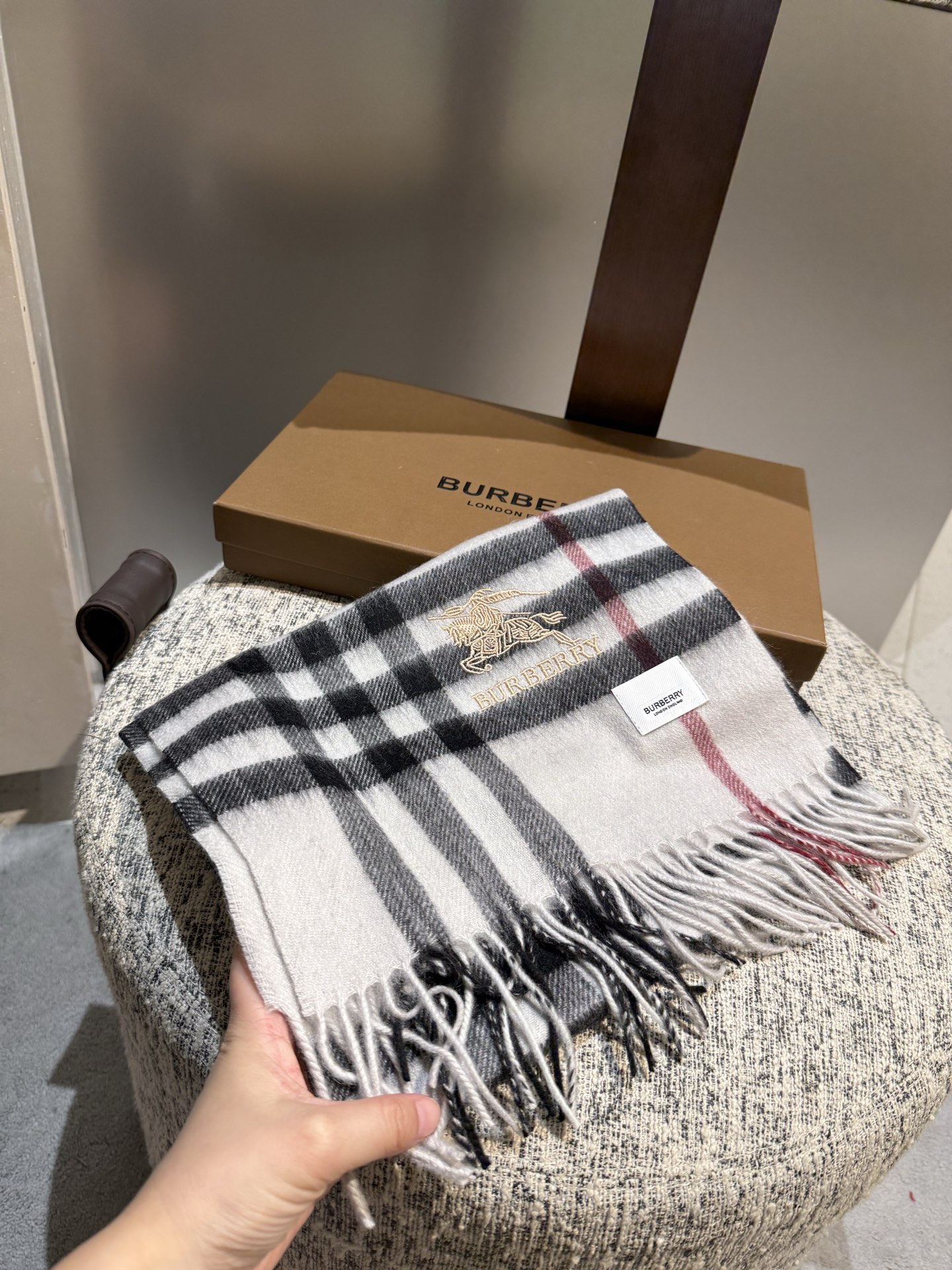 Burberry 新款 有品百搭的款 绝对质量好到爆的超值 最新出口 关键这类的非常百搭