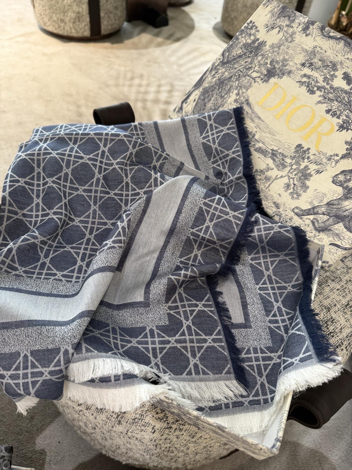 P高段位！是Dior的女人！经典藤格纹新演绎！！】实物有被惊艳到！！Dior今年25秋冬新出的Canna