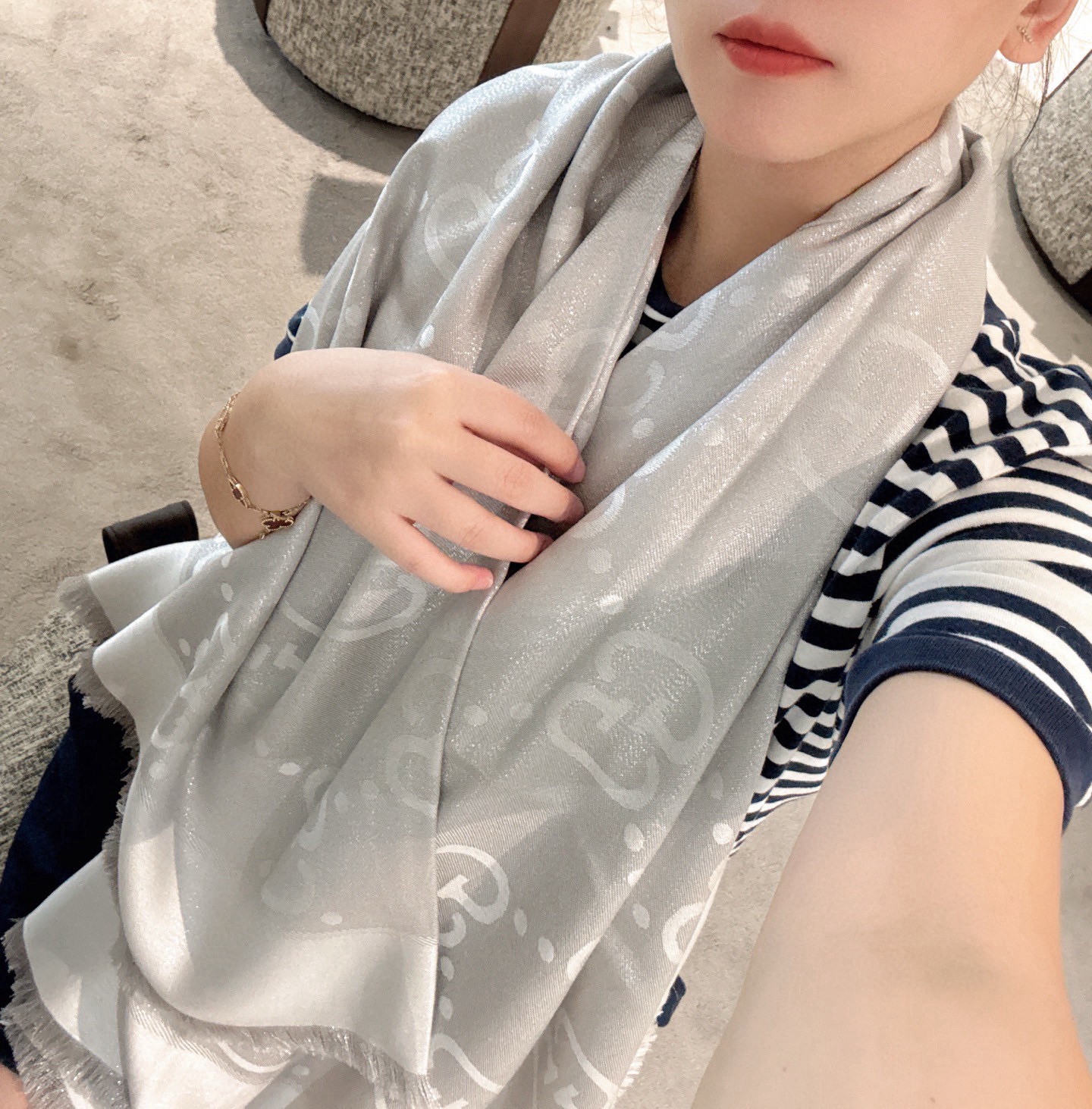 P【GG金线提花披肩140】方巾，璀璨至极，女神必备的，实物真的美得太闪耀了，品质极好‼️款式经典，大方