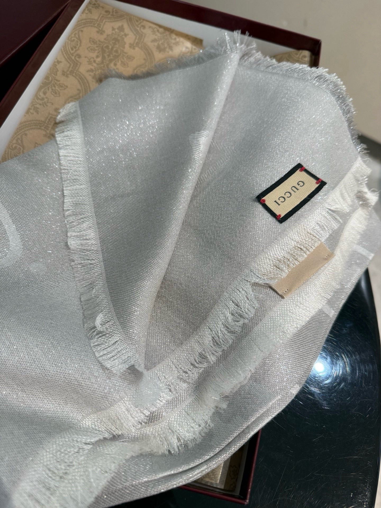 P【GG金线提花披肩140】方巾，璀璨至极，女神必备的，实物真的美得太闪耀了，品质极好‼️款式经典，大方