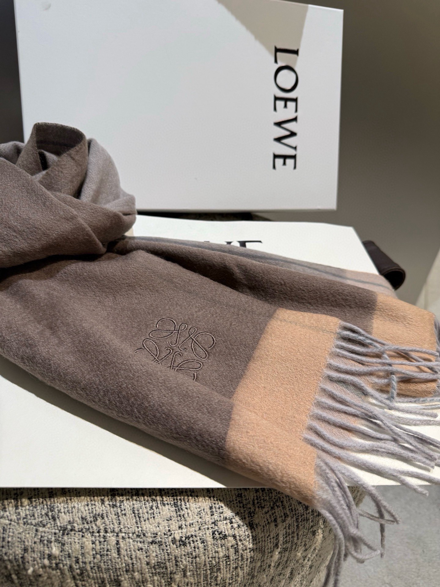 P罗意威【男女围巾】怒赞自留，难得的高端男款！家属福利！巴宝莉非常正的男士围巾~面料大爱，非常柔软细腻舒