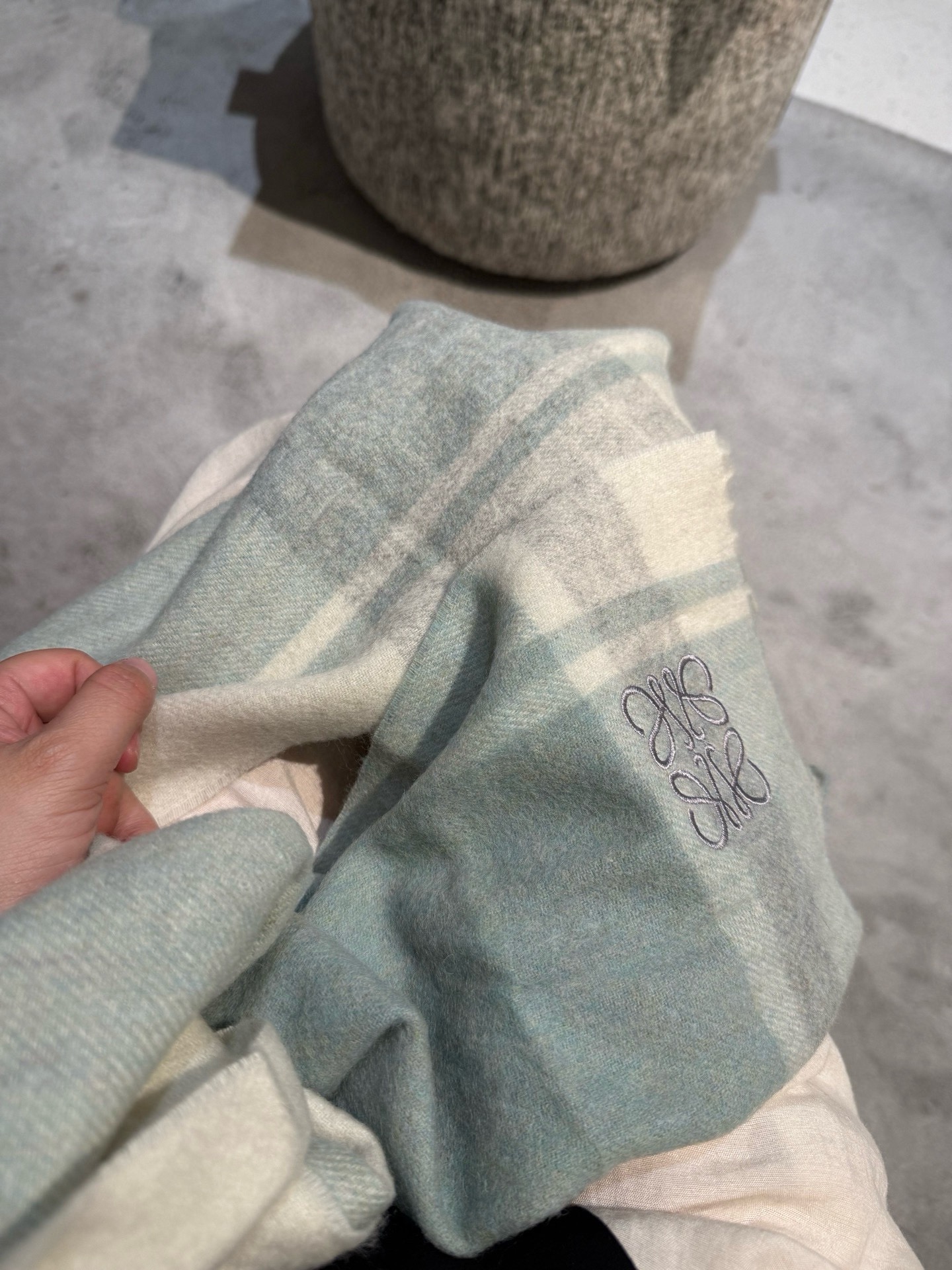 P罗意威【男女围巾】怒赞自留，难得的高端男款！家属福利！巴宝莉非常正的男士围巾~面料大爱，非常柔软细腻舒