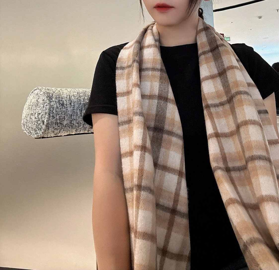 P西太后【男女围巾】怒赞自留，难得的高端男款！家属福利！巴宝莉非常正的男士围巾~面料大爱，非常柔软细腻舒