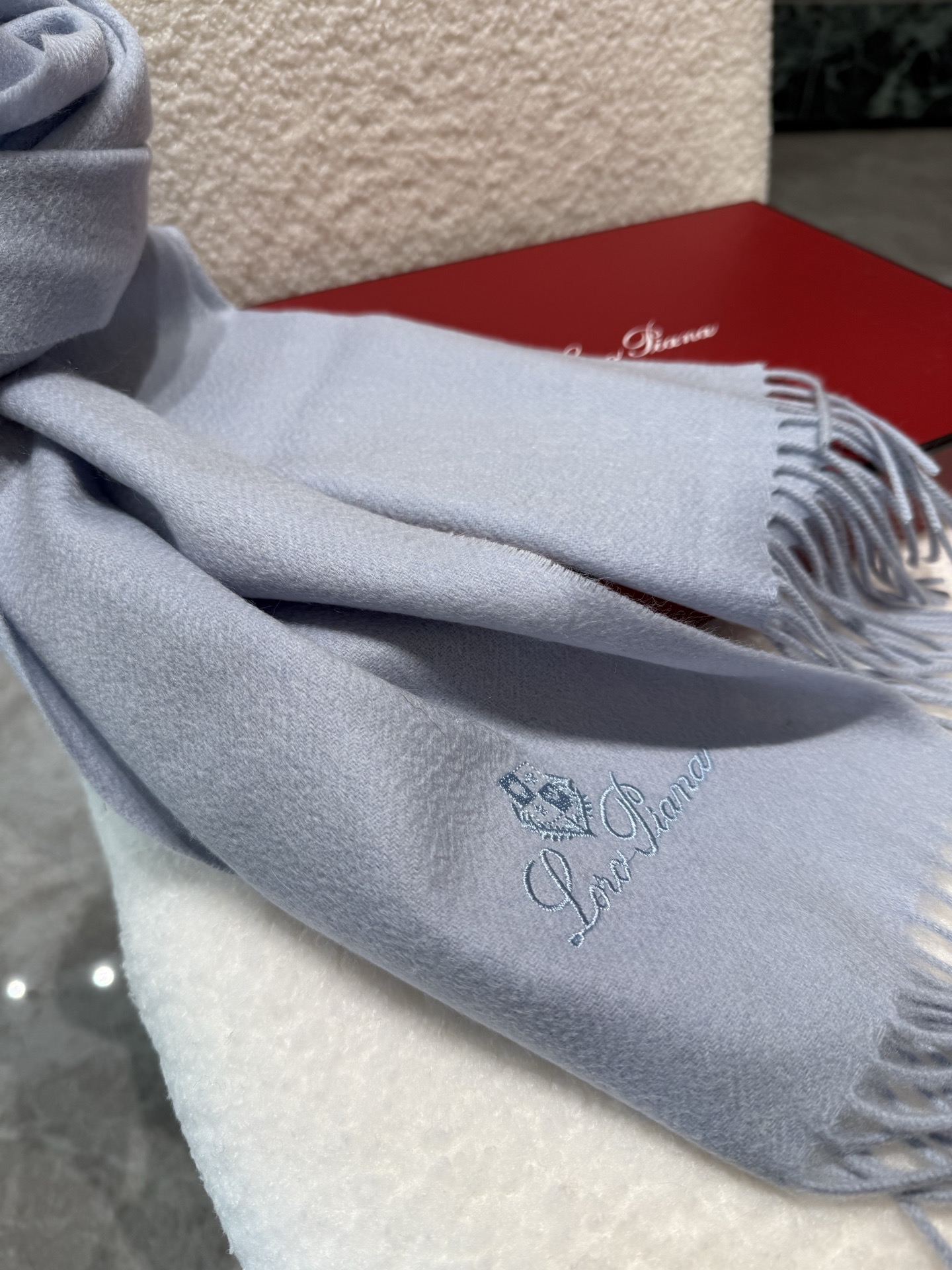 P羊绒版本Loro Piana · 诺悠翩雅秋冬新品❗️送人自留都太高大上了😍重磅上新，爆款爆款，渠道极