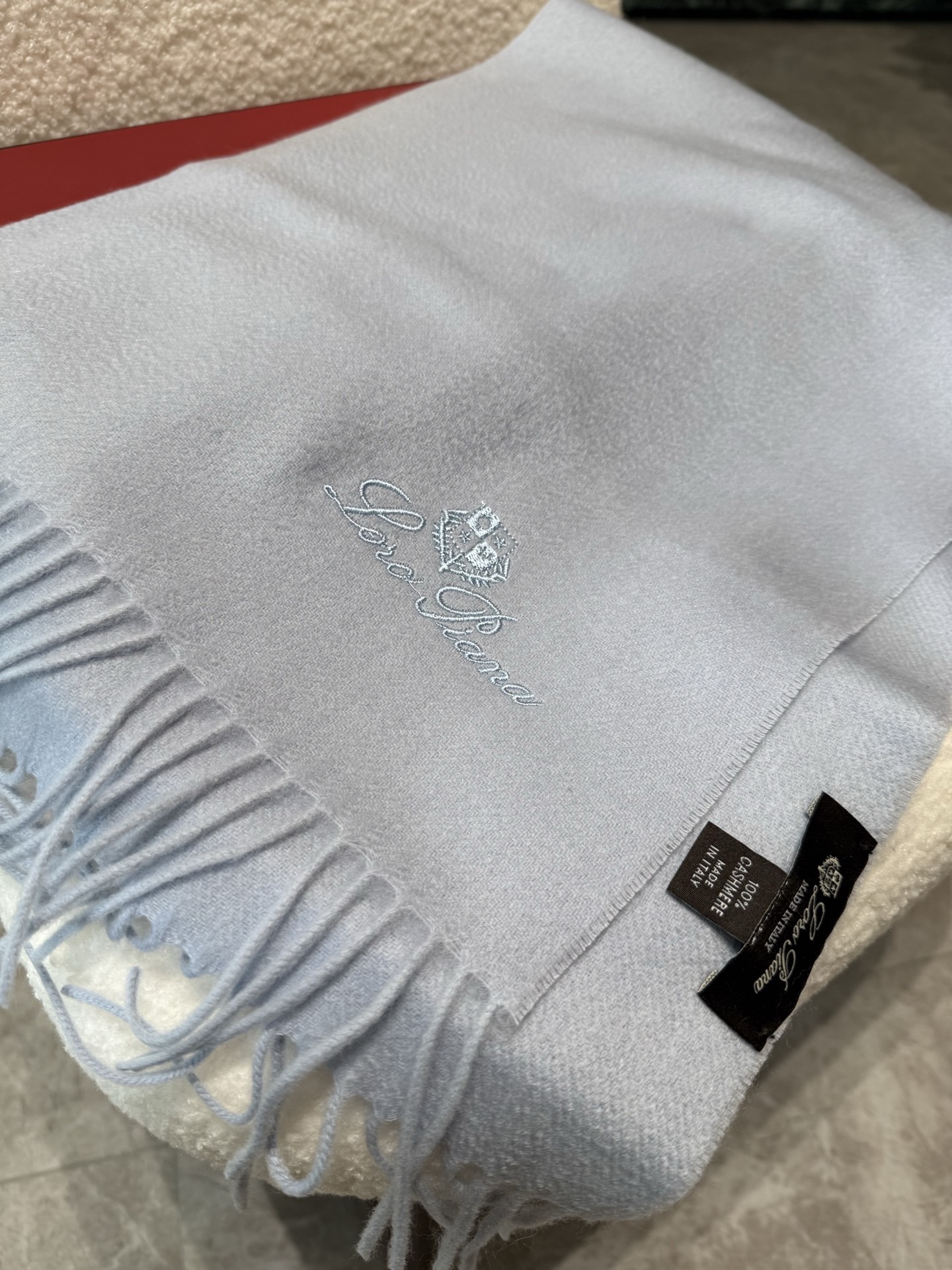 P羊绒版本Loro Piana · 诺悠翩雅秋冬新品❗️送人自留都太高大上了😍重磅上新，爆款爆款，渠道极