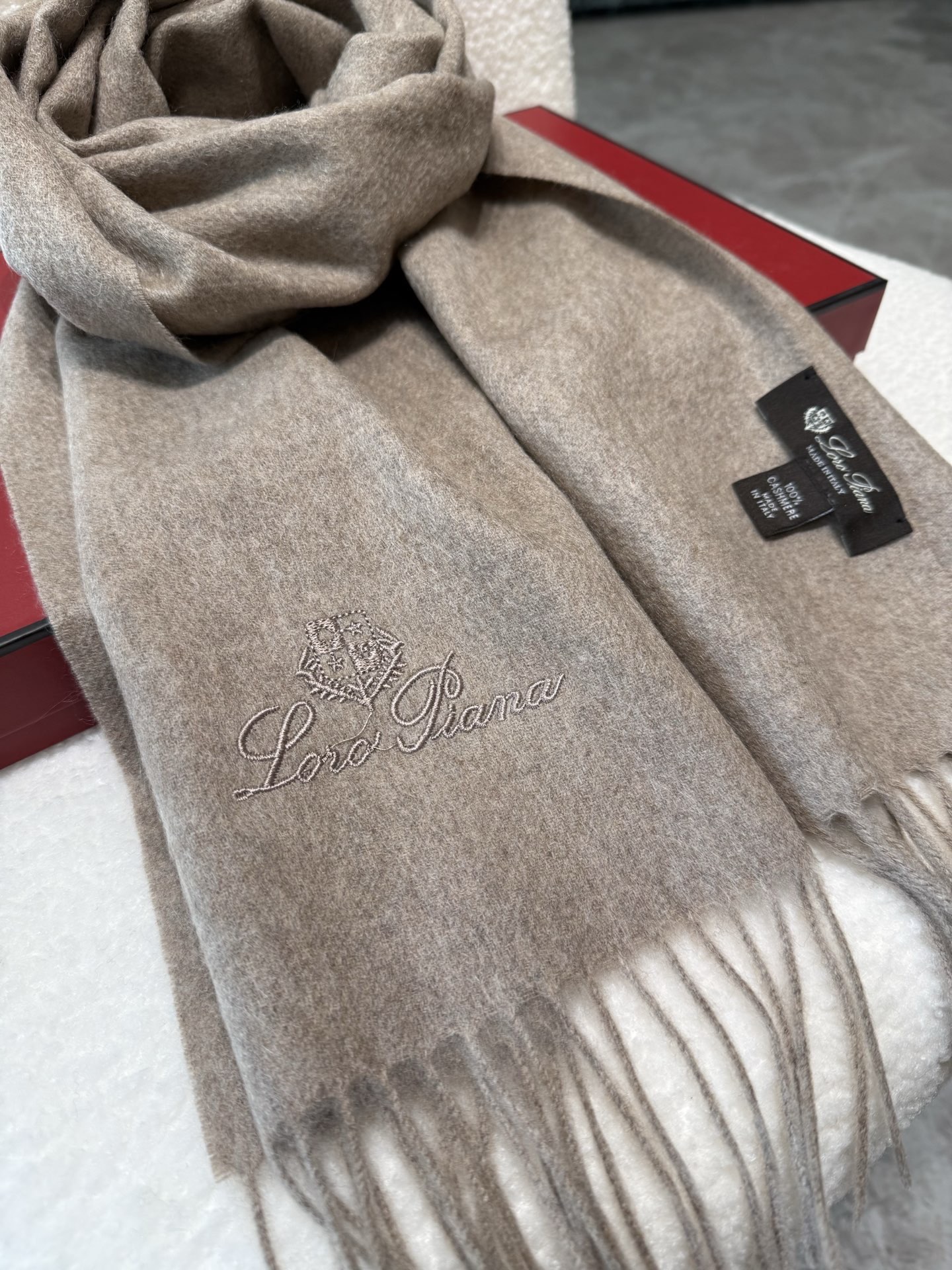 P羊绒版本Loro Piana · 诺悠翩雅秋冬新品❗️送人自留都太高大上了😍重磅上新，爆款爆款，渠道极