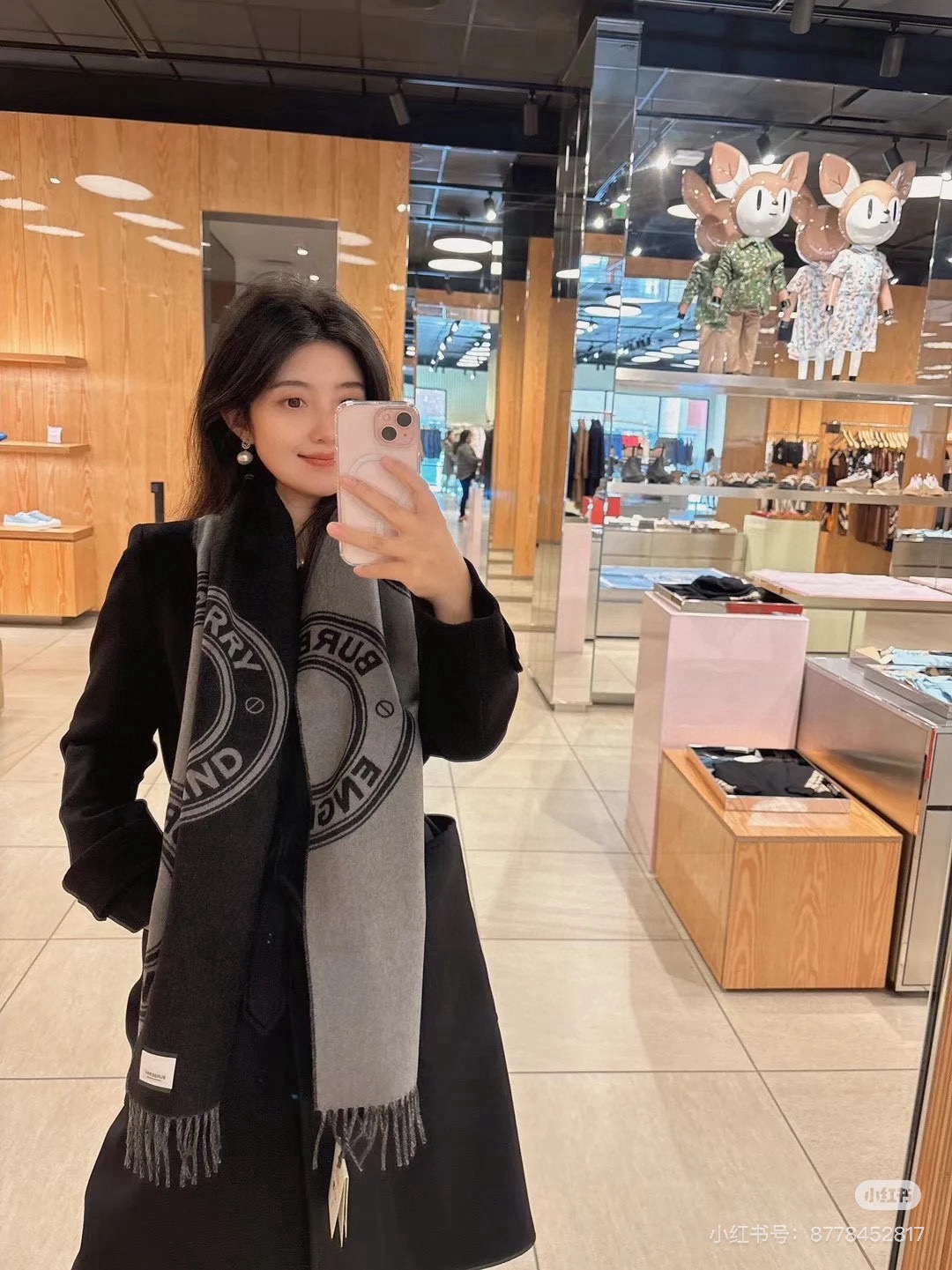 Burberry 双面双色羊毛围巾圆环 非常保暖 柔软亲肤，不扎脖 人人都应该拥有一条