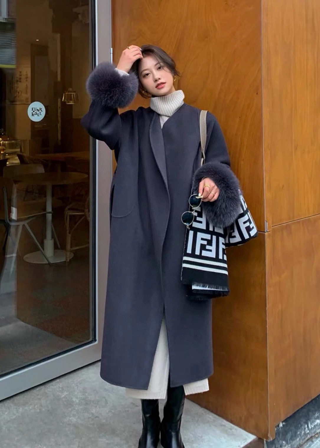 P 高版本 通用情侣款FENDI【FF】围巾，官网同步大牌更新，羊毛提花编织，手感柔软舒适奢华有质感，由