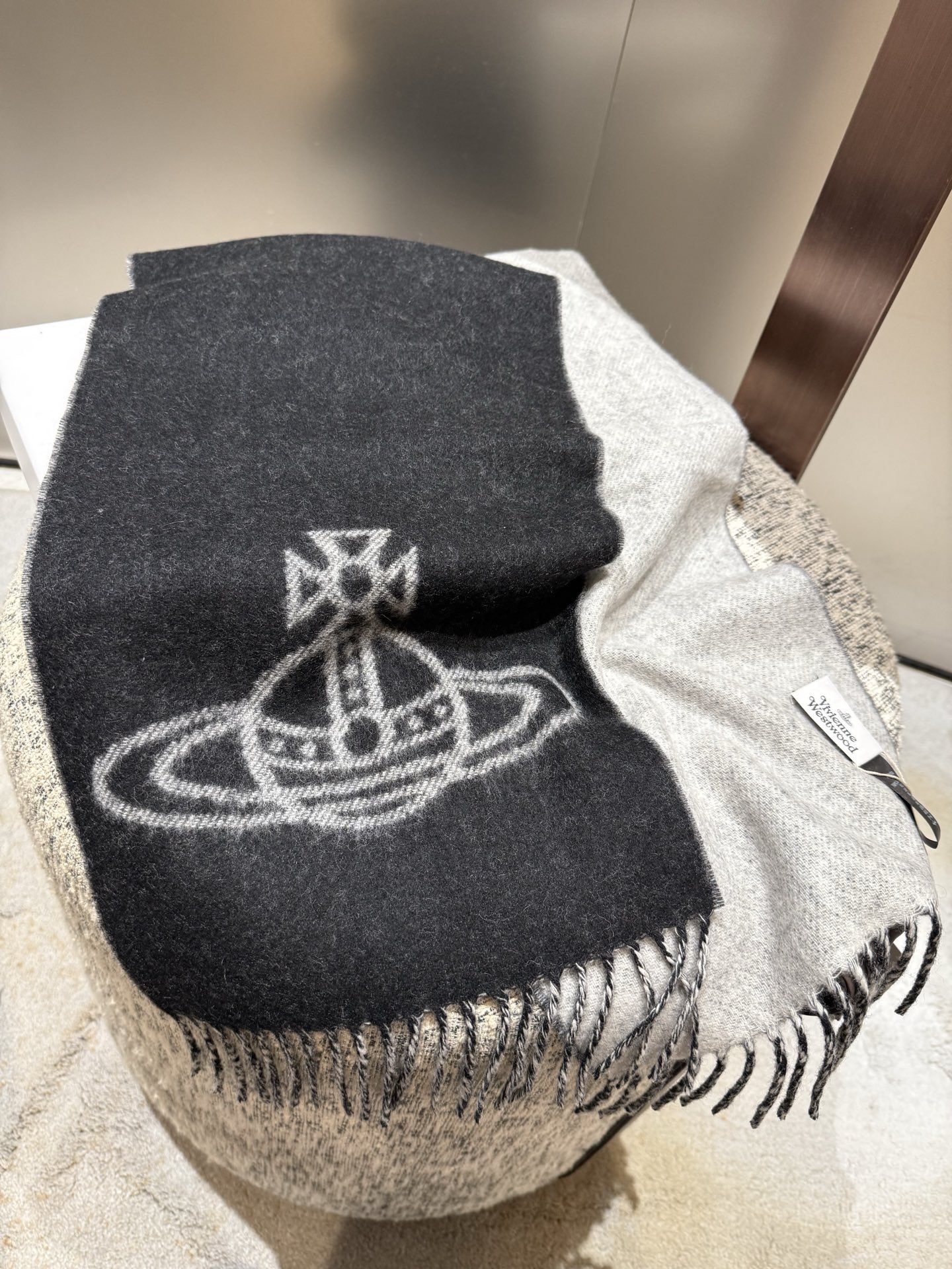 P原单品质！英国朋克教母“西太后Vivienne Westwood”最爱的土星❗❗从精神上，Vivenn