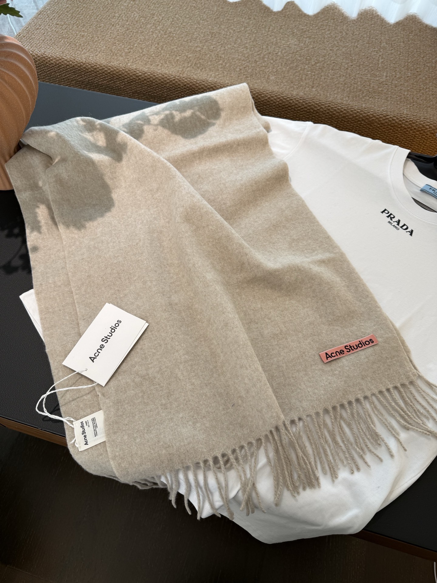 P杏色❤️我只能说不是所有的纯色围巾都叫Acne‼️瑞典Acne Studios APolo幼羊羔毛重磅