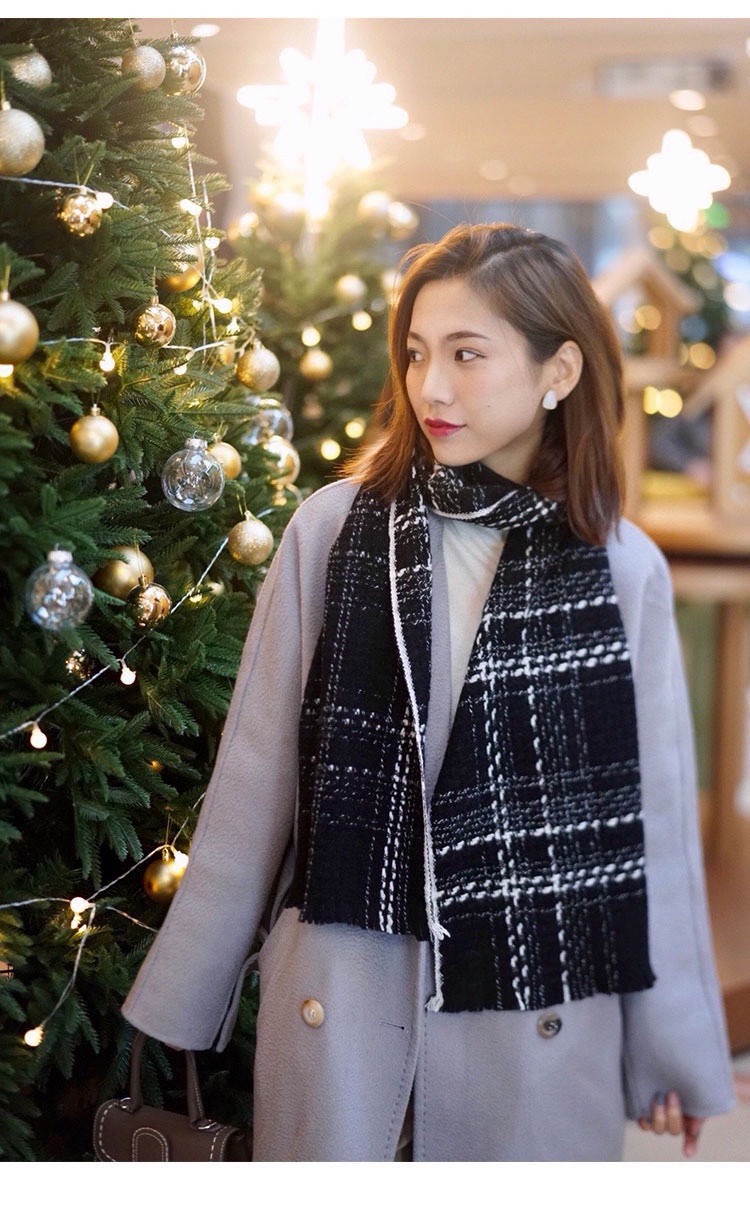 P新款 搭配利器🆕🆕 香奈儿系列货 专供viP 产品 ♥顶级苏格兰进口绵羊毛 纹路织法使围巾赋有弹性且柔