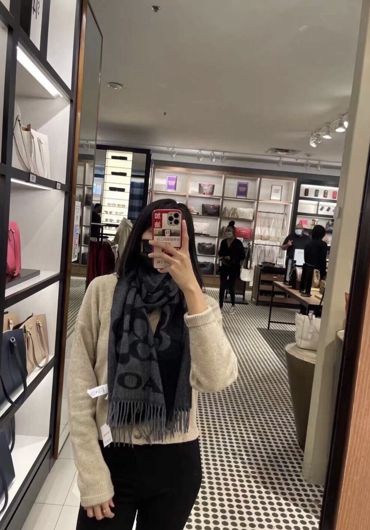 P蔻驰 2025年新款到！Coach爆款！三色披肩也太好看了吧！不仅有颜值还有品质，97%羊毛+3%羊绒