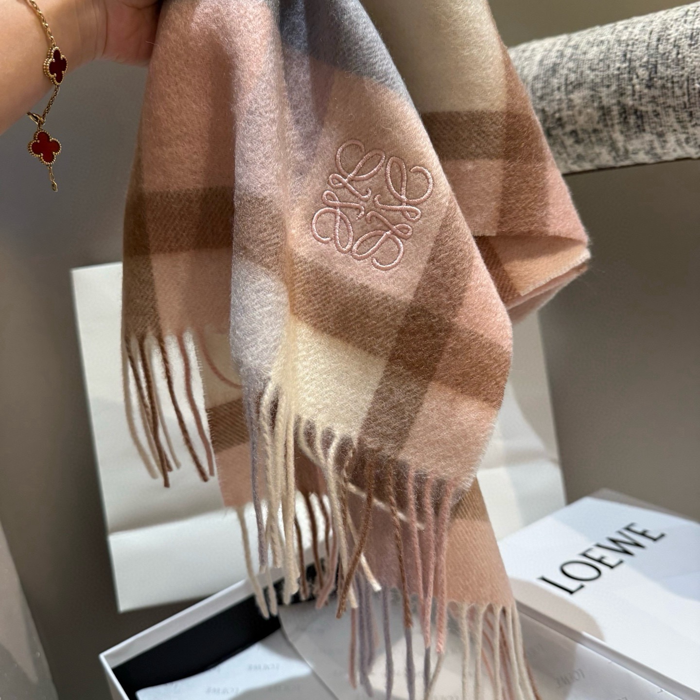 P罗意威🏖️【男女围巾】怒赞自留，难得的高端男款！家属福利！巴宝莉非常正的男士围巾~面料大爱，非常柔软细