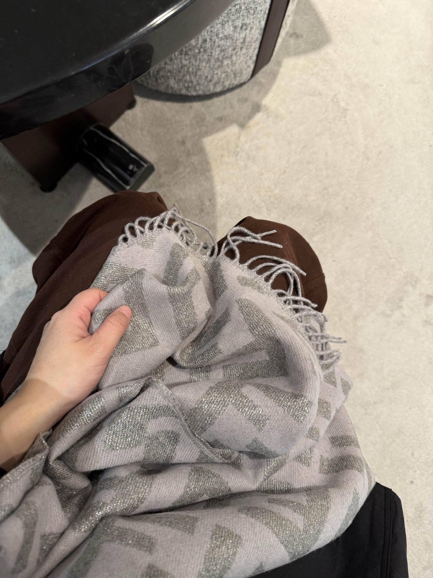 P F家银丝2025最新款气质干净🧣喜欢别错过[爱心]口碑极佳 喜欢的集美赶紧私聊我哦[玫瑰].