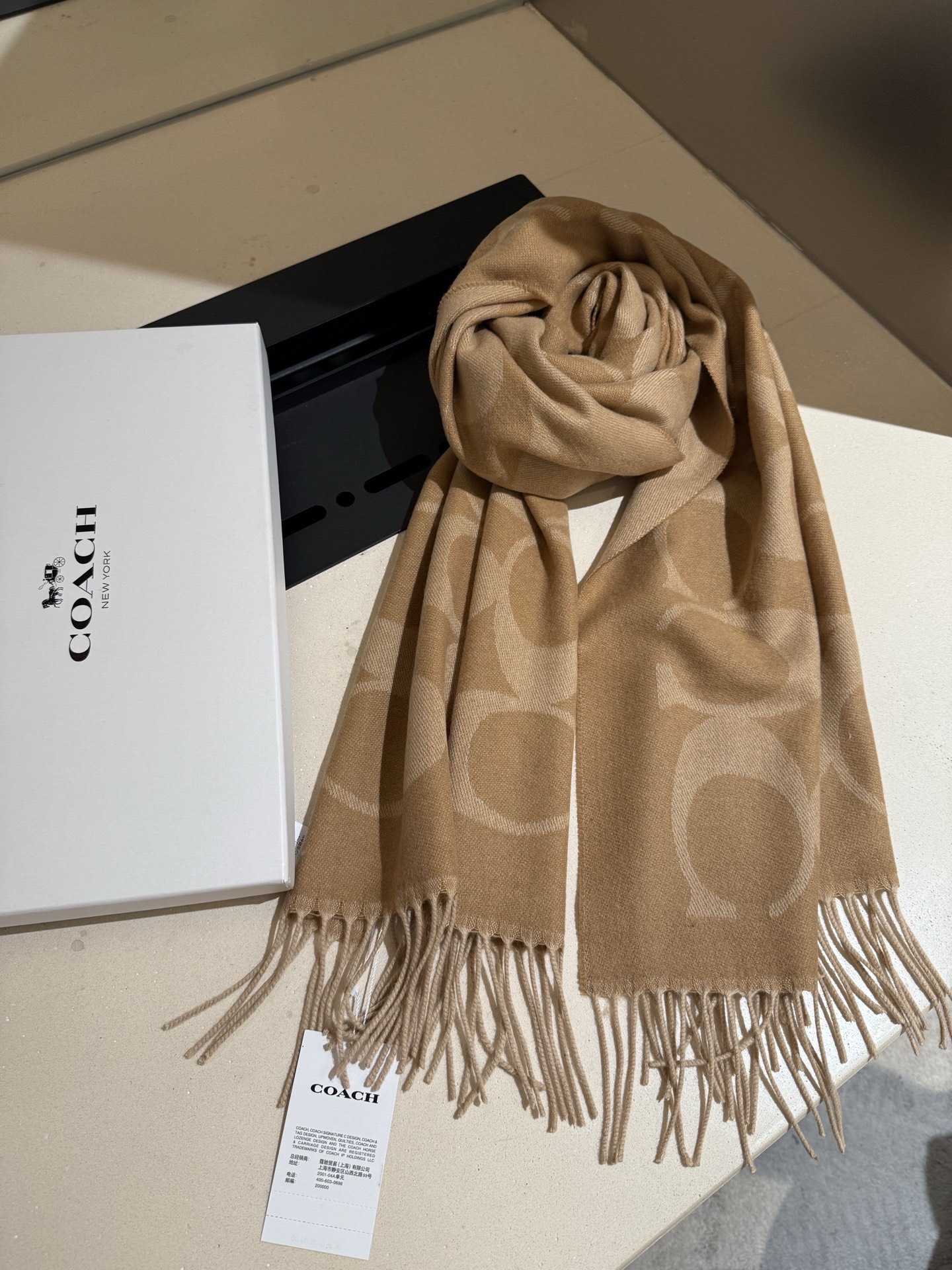 P蔻驰 2025年新款到！Coach爆款！6色披肩也太好看了吧！不仅有颜值还有品质，手感超级软糯和舒服，