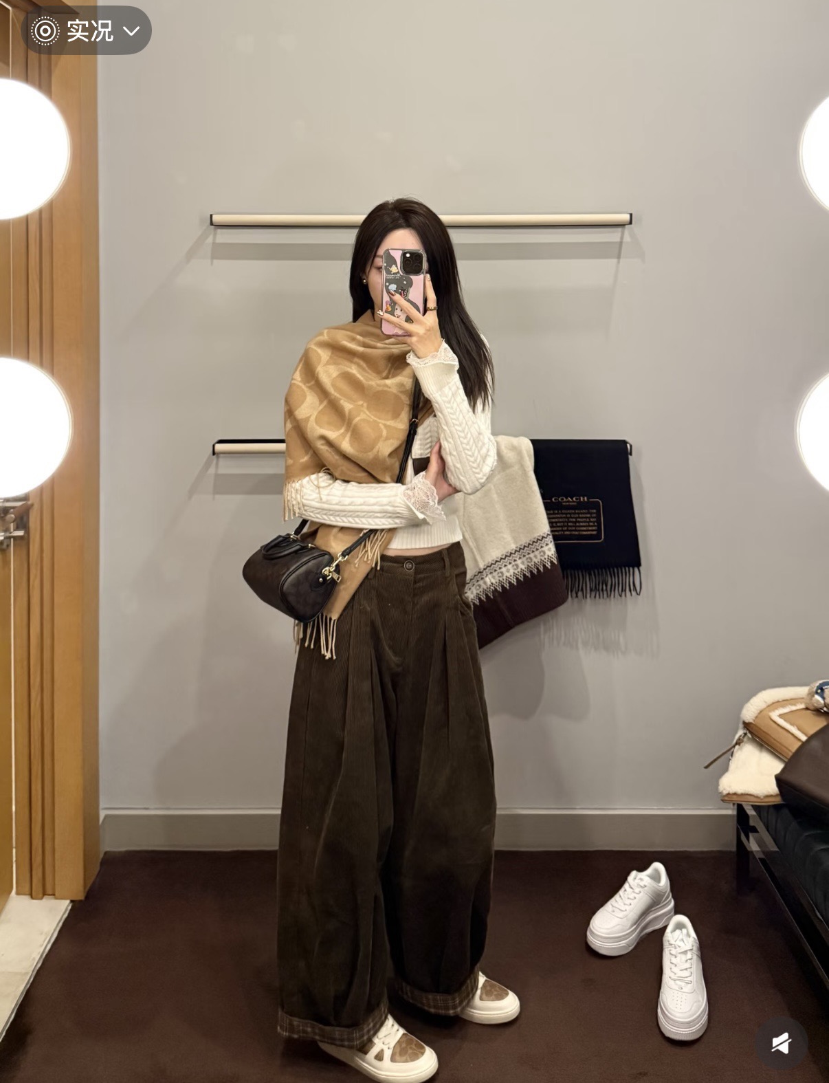 P蔻驰 2025年新款到！Coach爆款！6色披肩也太好看了吧！不仅有颜值还有品质，手感超级软糯和舒服，