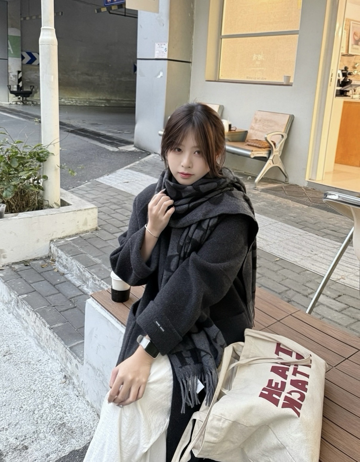 P蔻驰 2025年新款到！Coach爆款！6色披肩也太好看了吧！不仅有颜值还有品质，手感超级软糯和舒服，