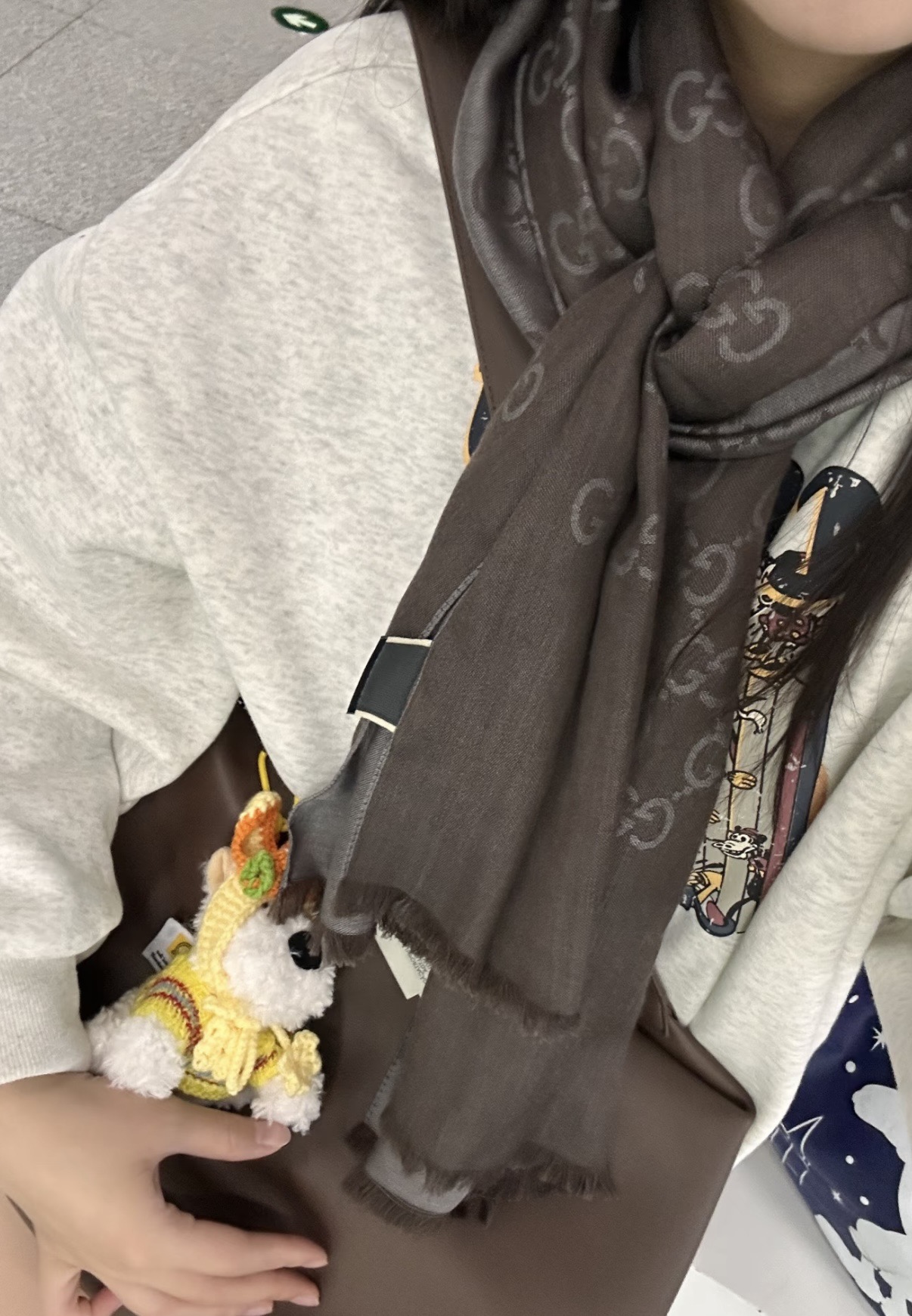 🆕 🆕 P重磅‼️Gucci经典披肩款，大尺寸G专柜的常青树款。品质极好的，❗️经典双G提花图案风靡了全世界❗️女人的衣