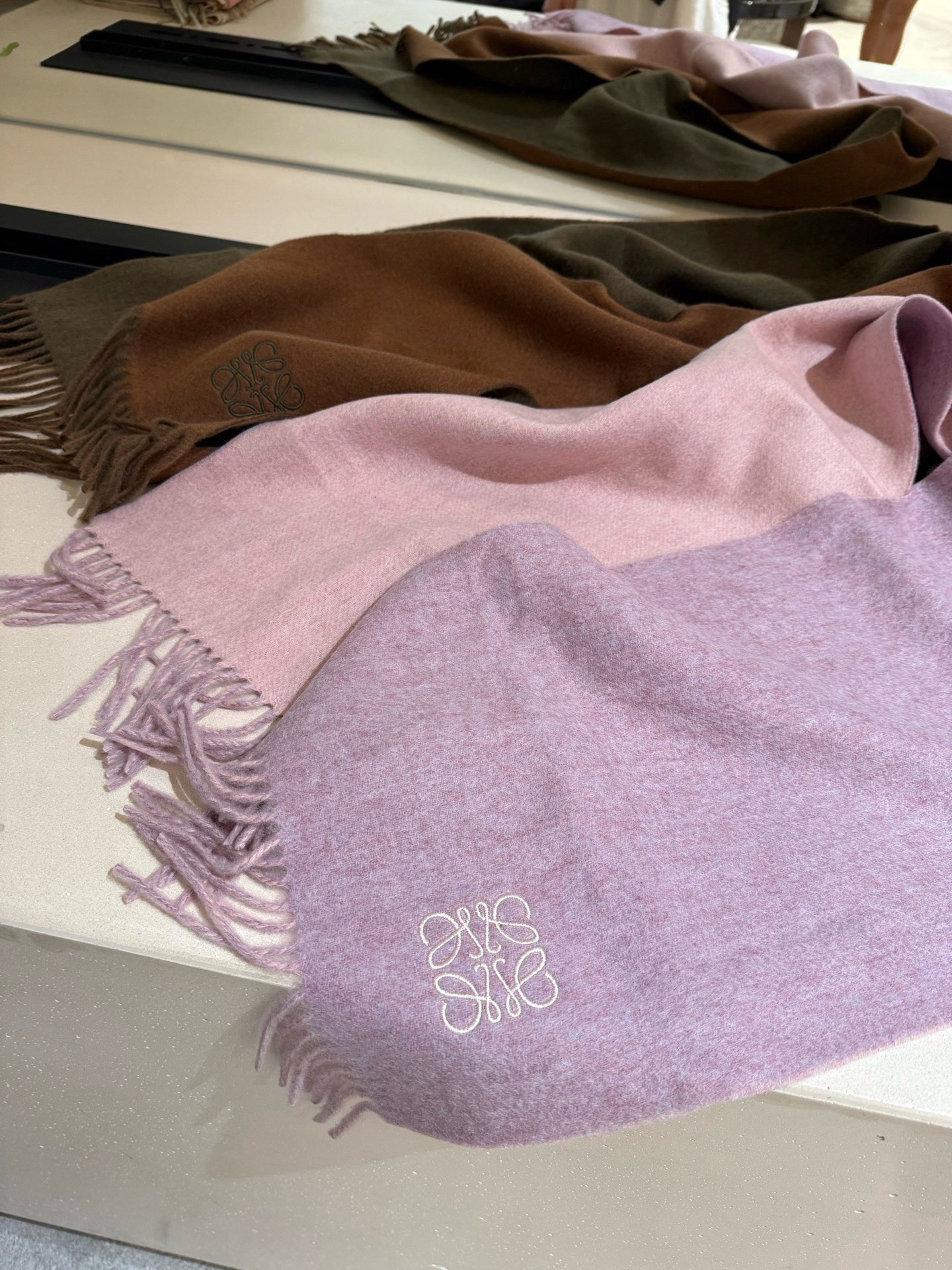 P罗意威🏖️【男女围巾】怒赞自留，难得的高端男款！家属福利！巴宝莉非常正的男士围巾~面料大爱，非常柔软细