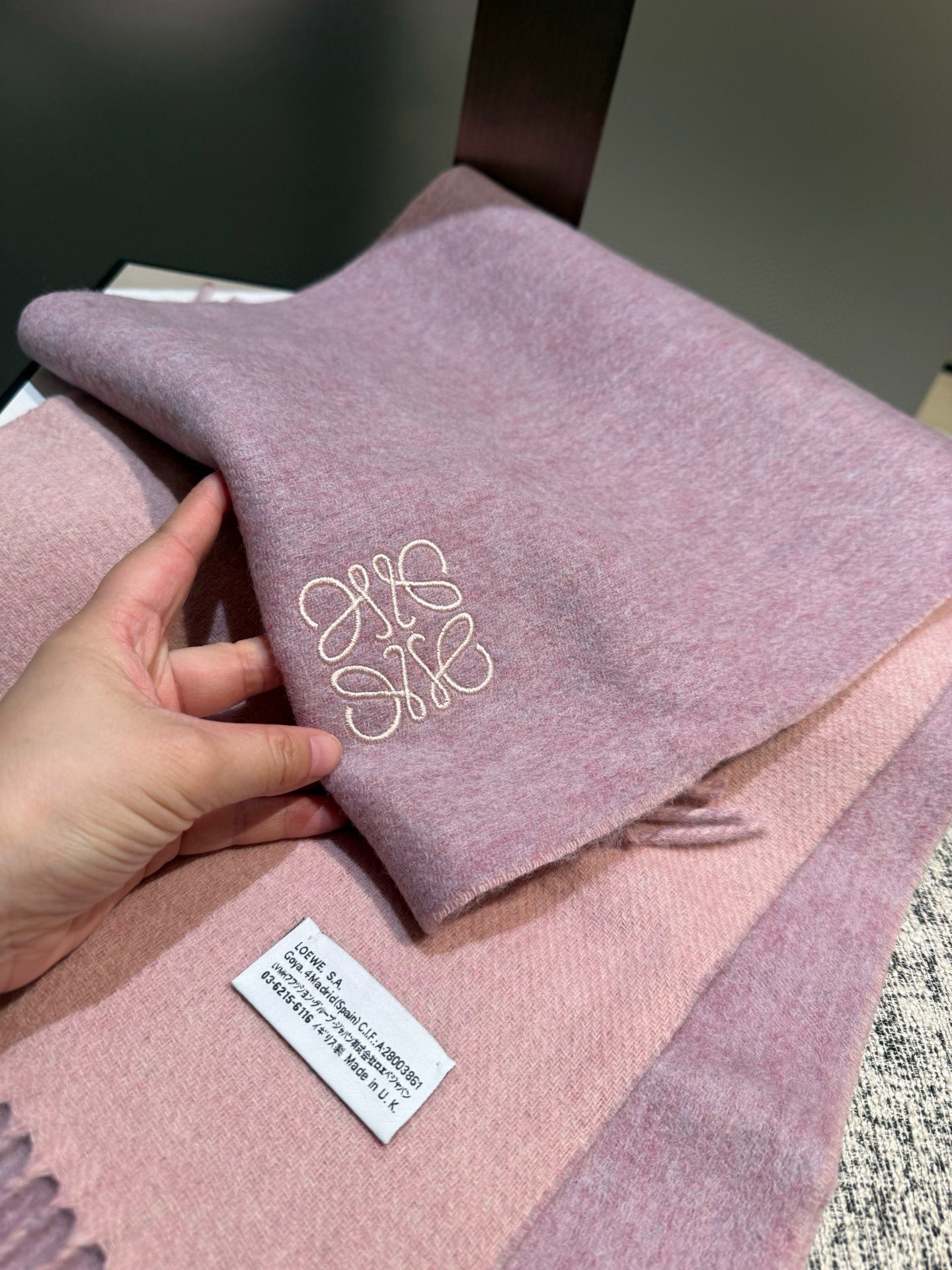 P罗意威🏖️【男女围巾】怒赞自留，难得的高端男款！家属福利！巴宝莉非常正的男士围巾~面料大爱，非常柔软细